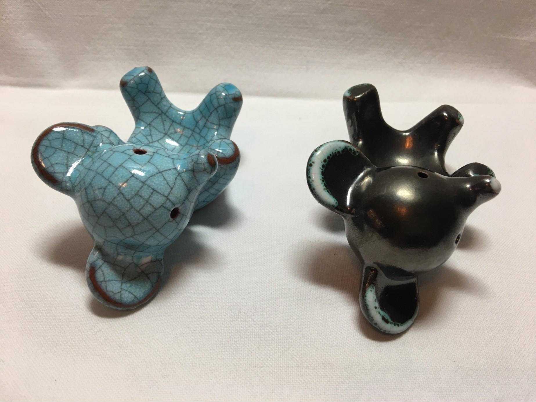 Two Karlsruhe Majolica Egg Cup Bears by Walter Bosse In Good Condition For Sale In Frisco, TX