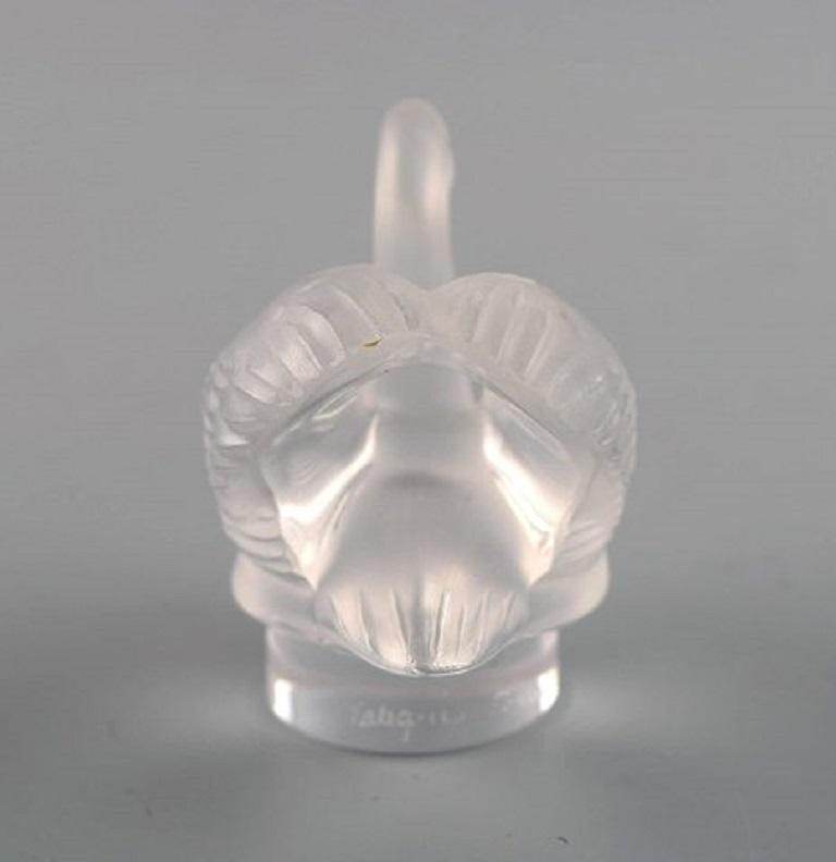 Two Lalique Swan Figures in Clear Frosted Art Glass, 1980s 1