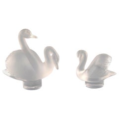Two Lalique Swan Figures in Clear Frosted Art Glass, 1980s