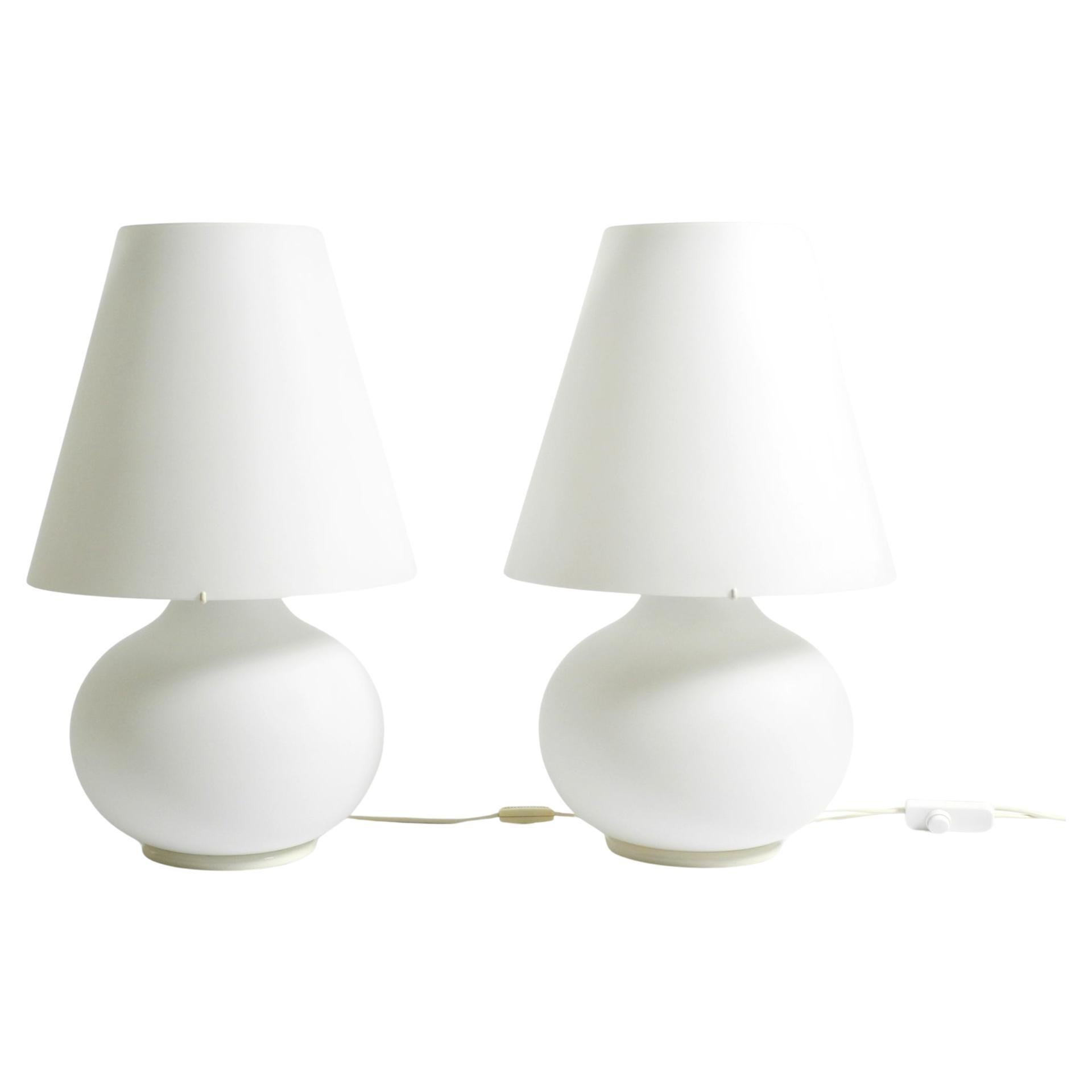 Zwei große Leucos Paralume Tischlampen aus den 1980er Jahren, hergestellt in Italien  Höhe 73 cm  28.7 im Angebot