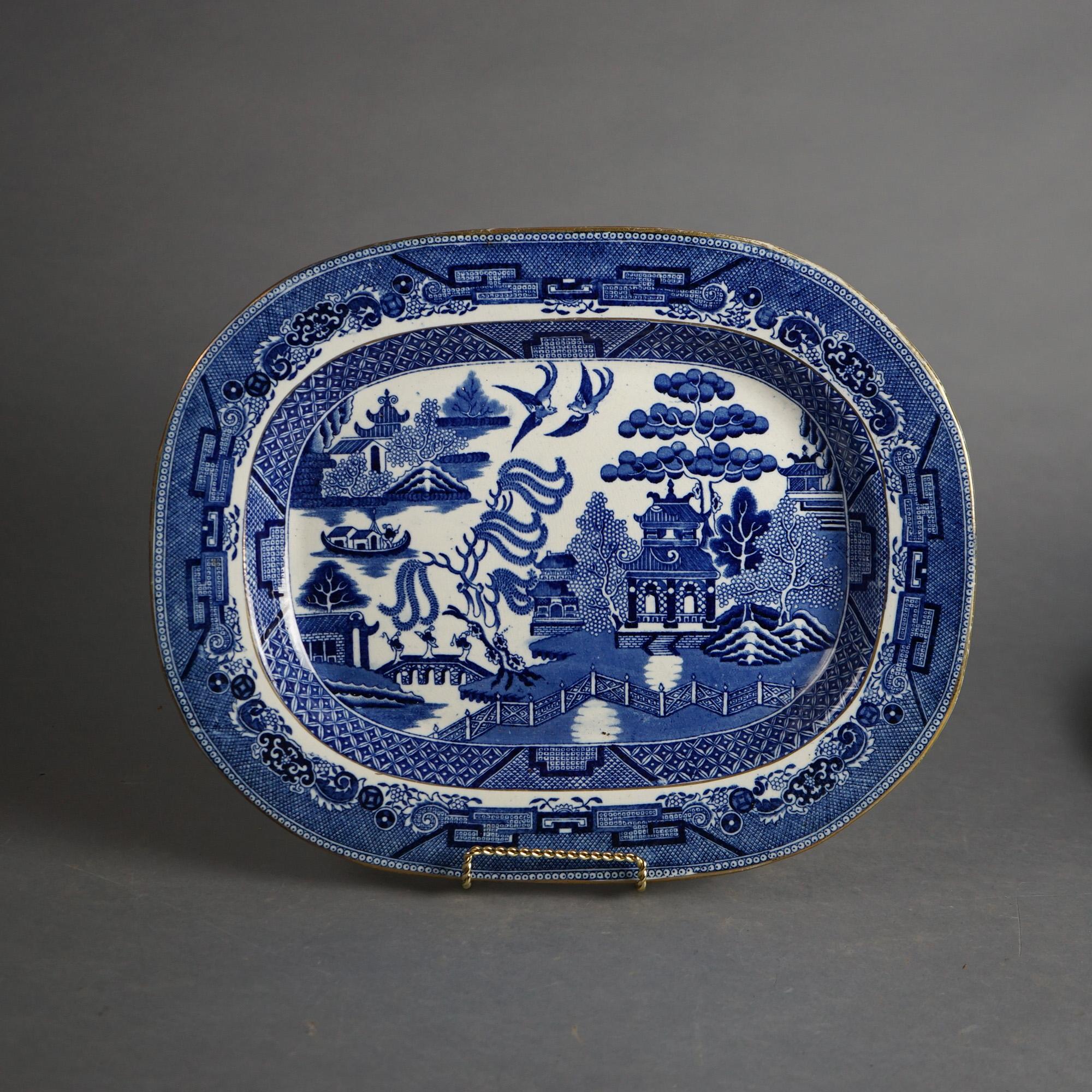 Dos Grandes Platos Antiguos de Porcelana China de Exportación de la Escuela de Cantón C1900 en venta 2