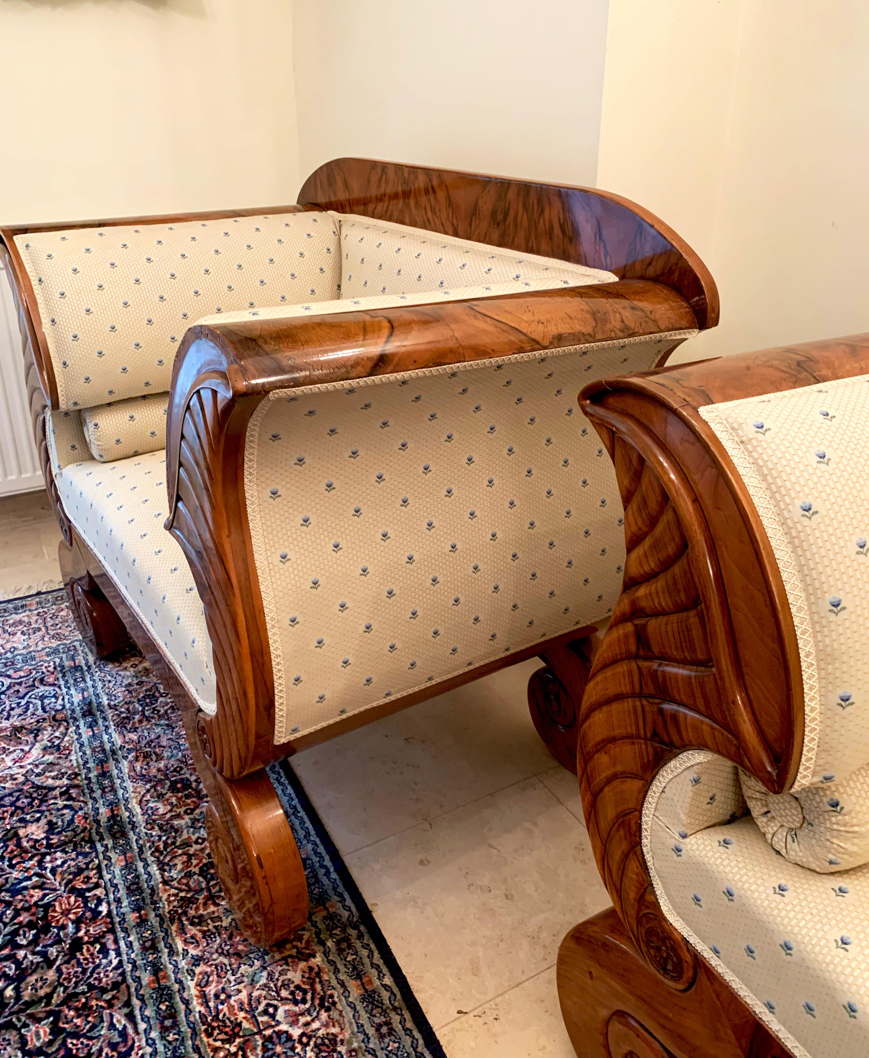 Two Large Biedermeier Armchairs Walnut Cream Material with Blue Flowers For Sale 5