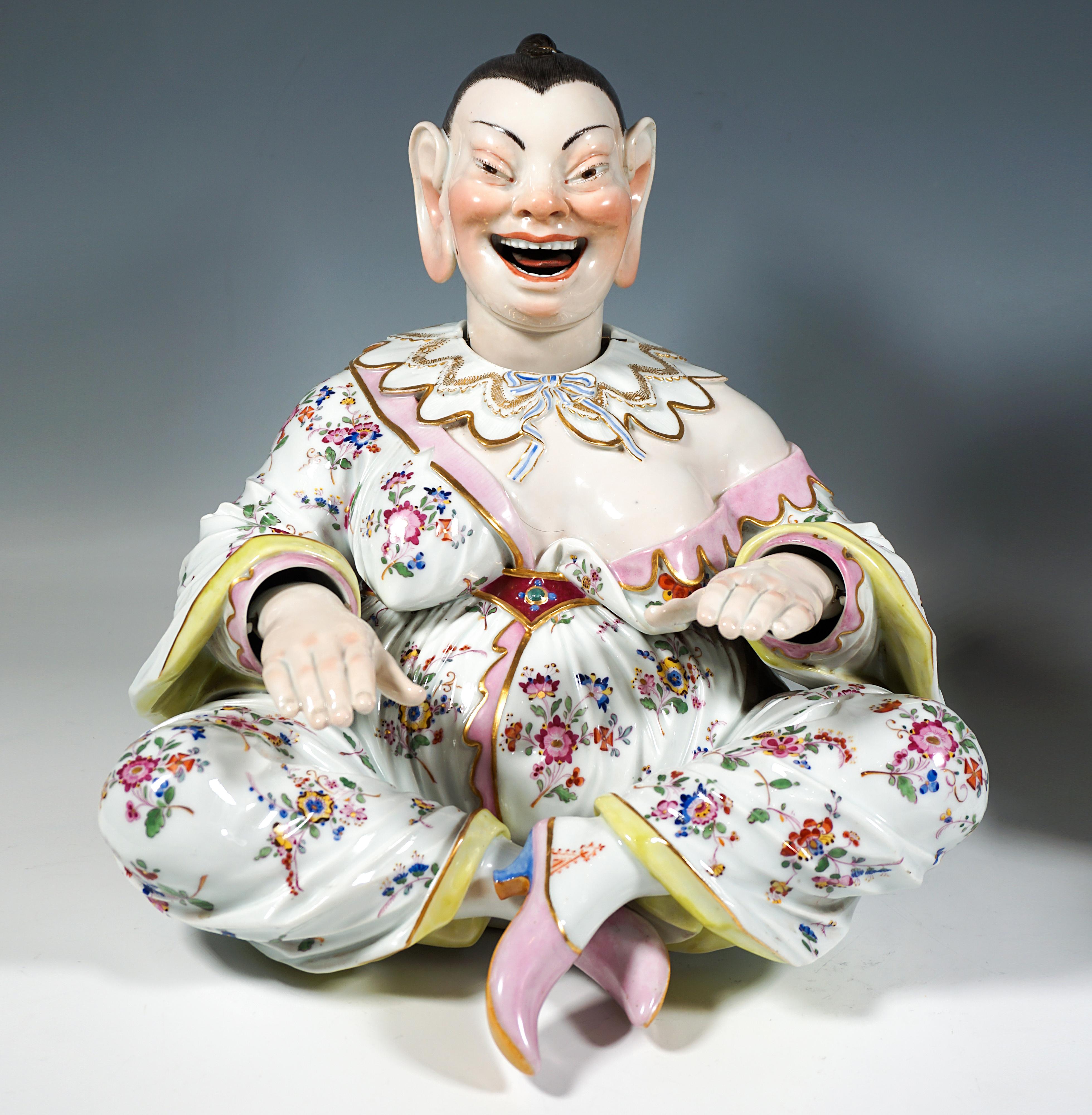 Chinoiserie Two Large Seated Meissen Porcelain Wiggling Pagodas, By J.J. Kaendler, Ca 1840 For Sale