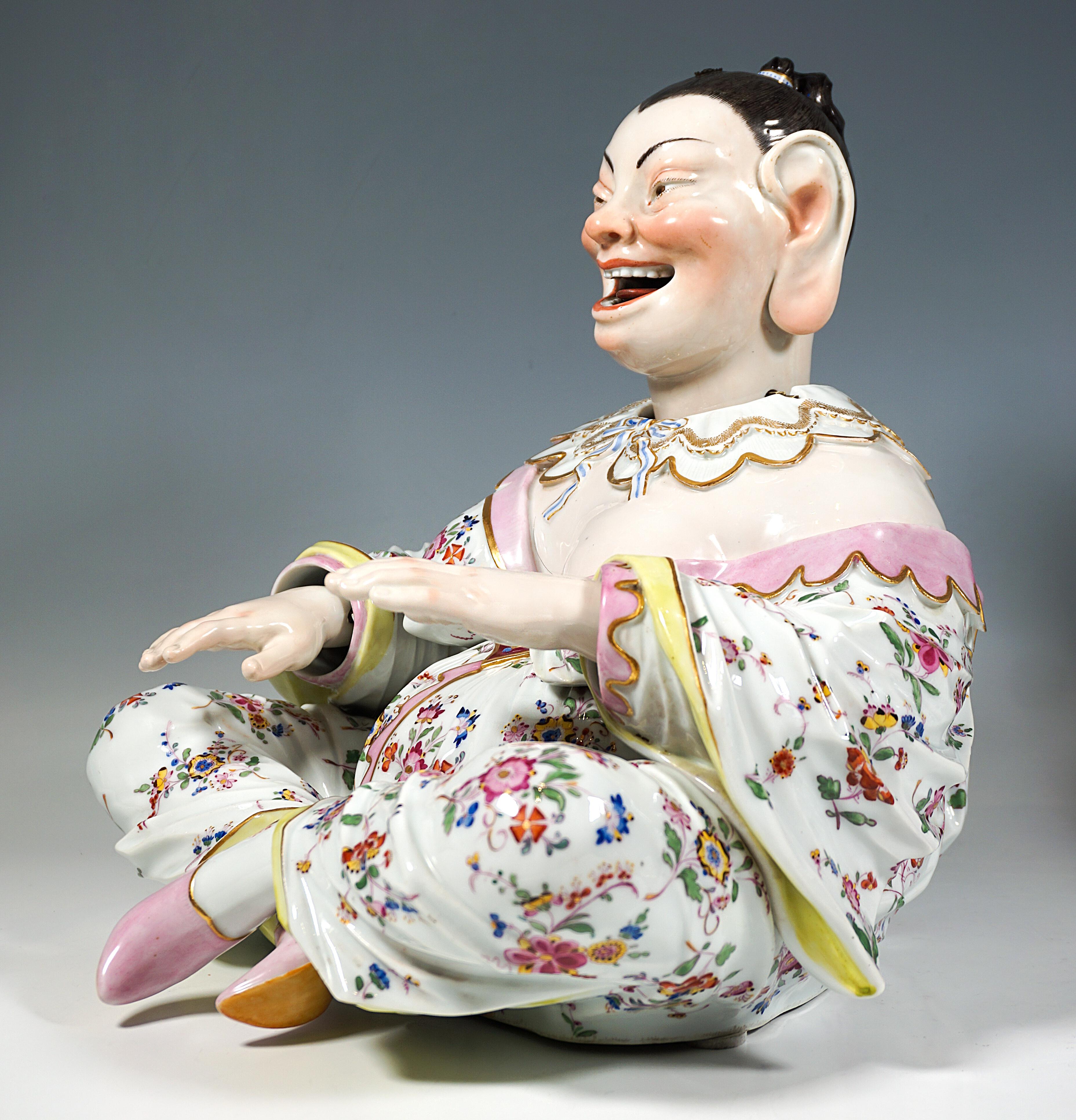Hand-Crafted Two Large Seated Meissen Porcelain Wiggling Pagodas, By J.J. Kaendler, Ca 1840 For Sale