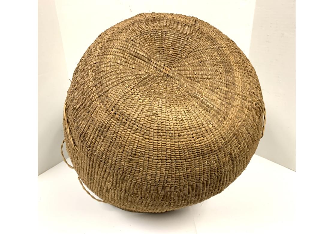 Two Large South American Yanomami Gathering Baskets For Sale 1