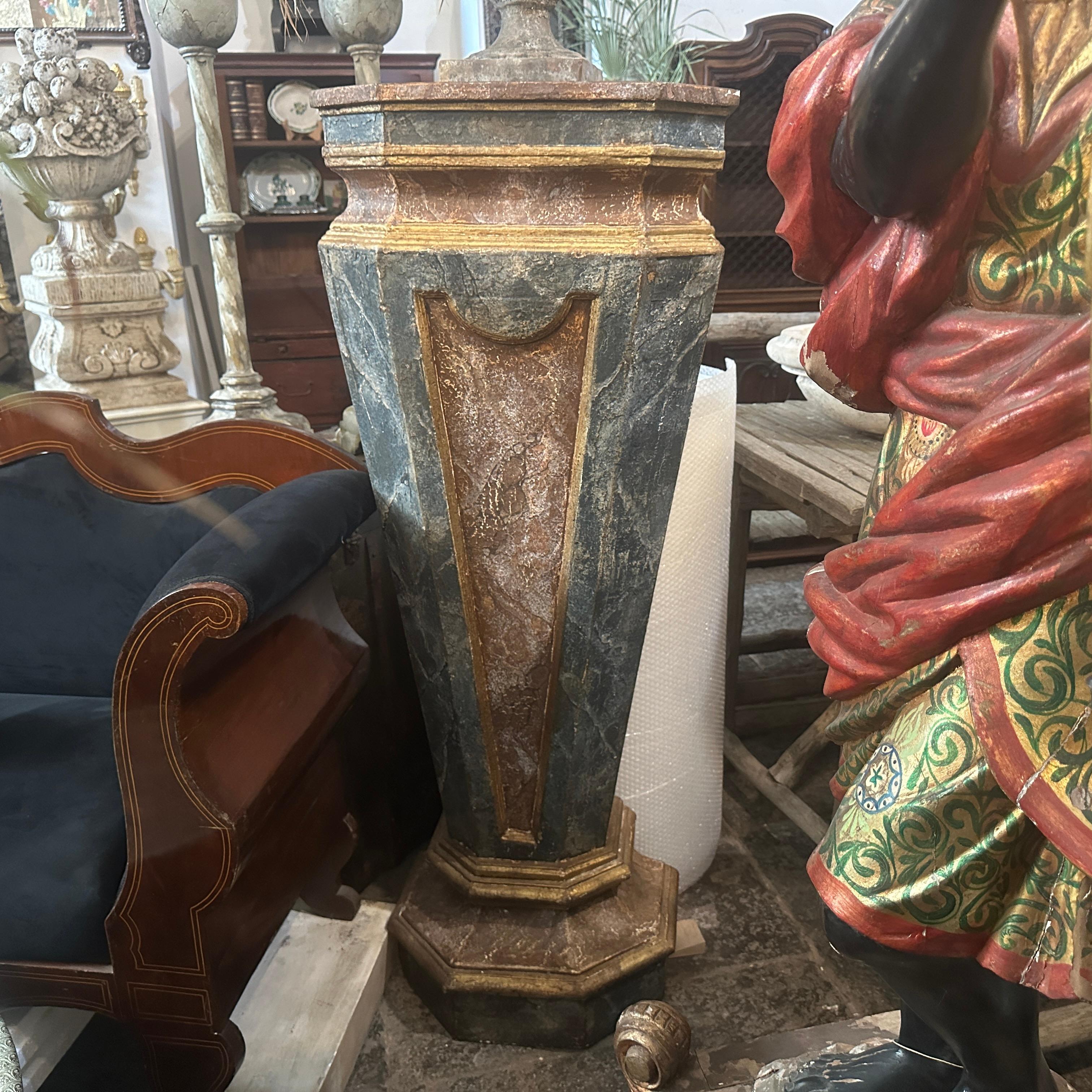 Two Late 19th Century Louis XVI Style Lacquered Wood Columns For Sale 7