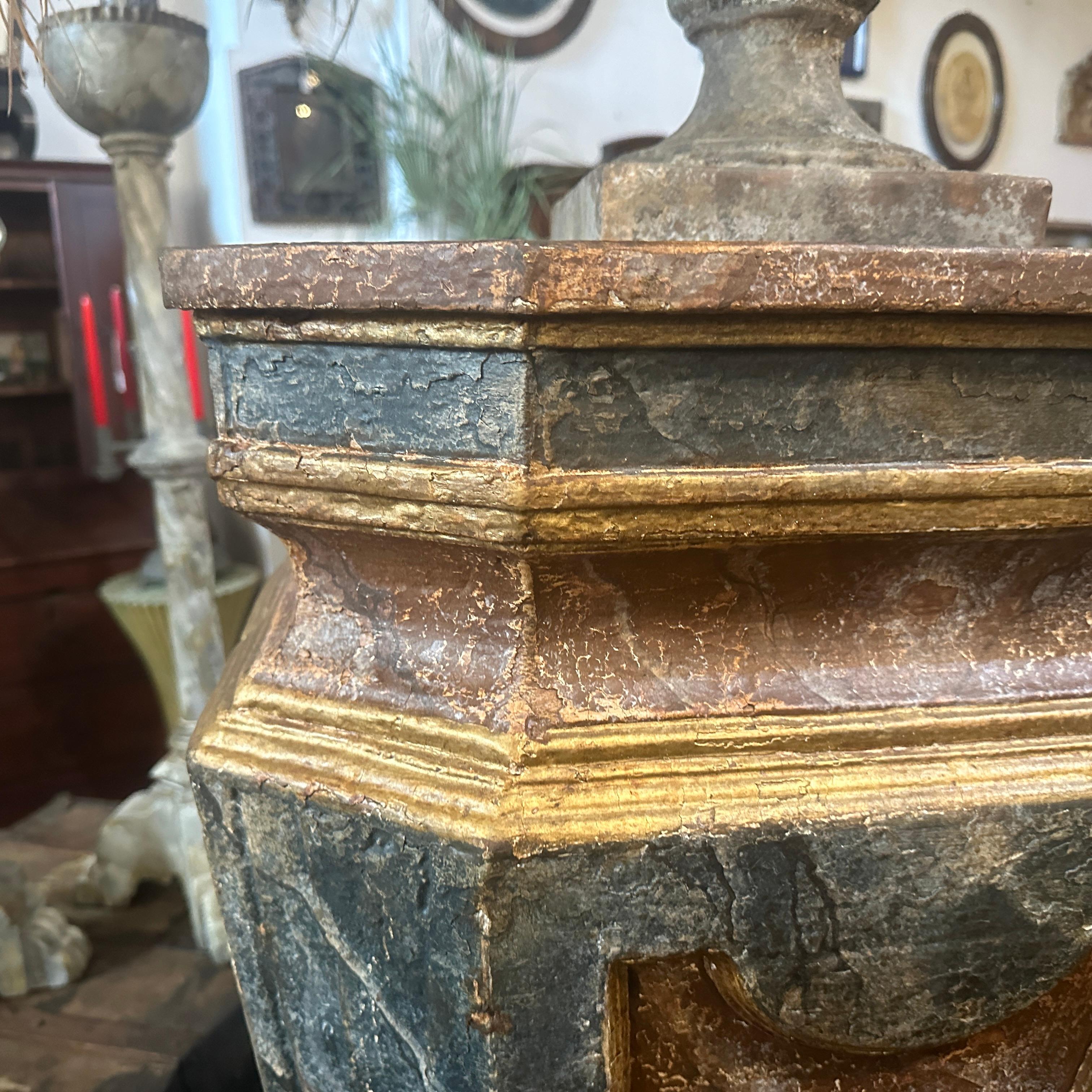 Two Late 19th Century Louis XVI Style Lacquered Wood Columns For Sale 9
