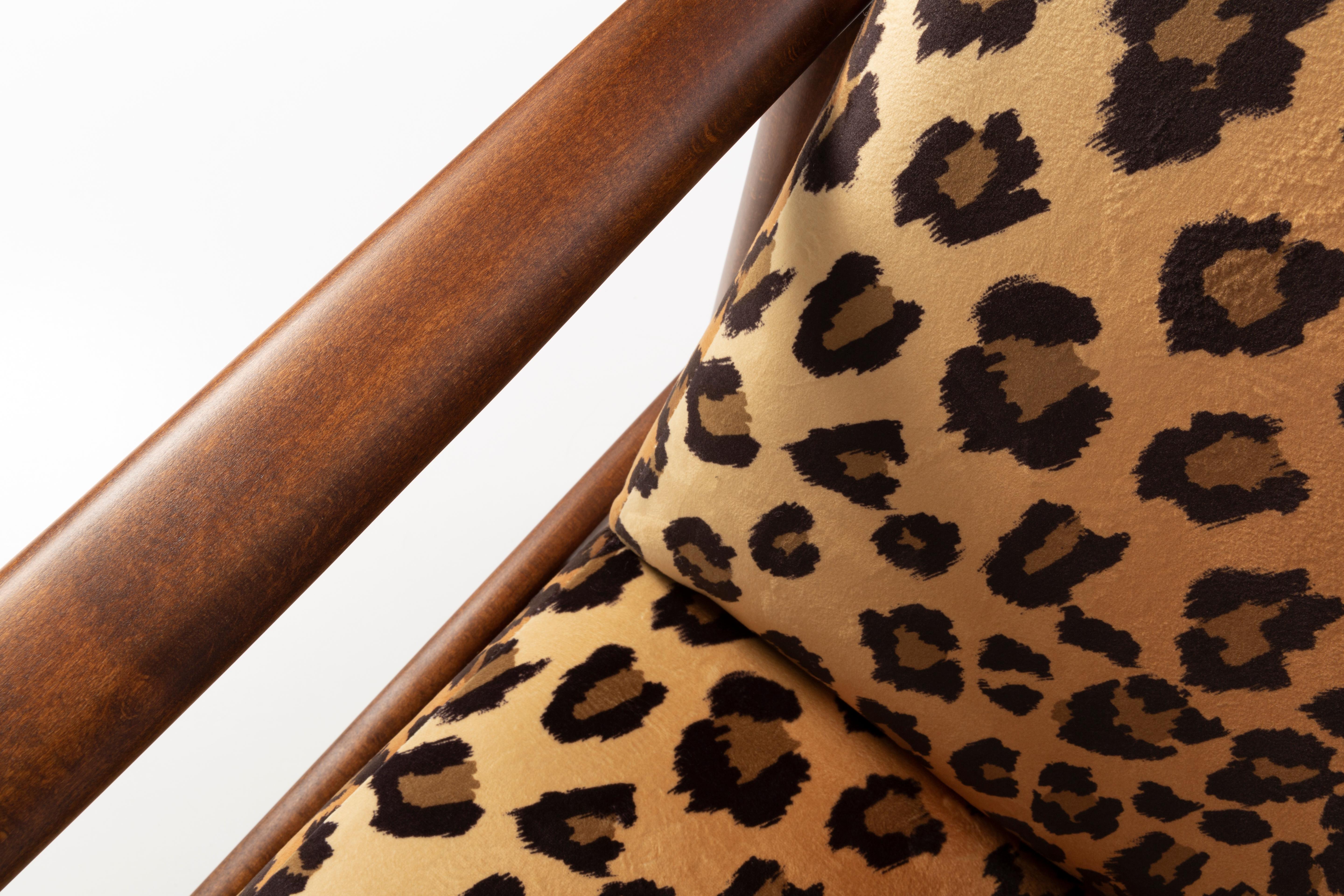 Two Leopard Velvet Armchairs, Hollywood Regency, Edmund Homa, 1960s, Poland For Sale 2