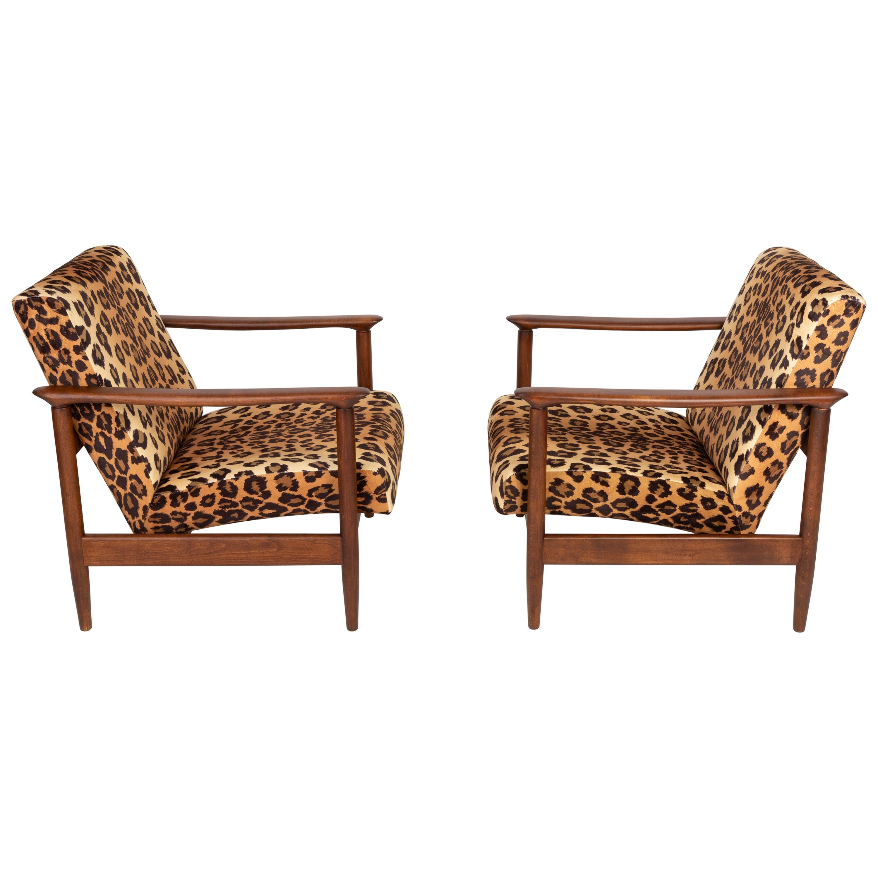 Deux fauteuils léopard Hollywood Regency, Edmund Homa, années 1960, Pologne