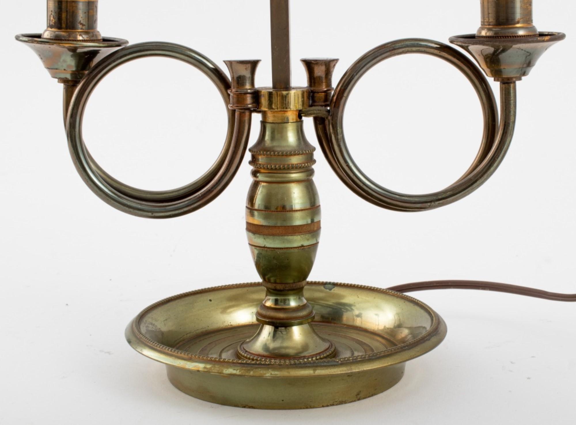Two Light Bouillotte Brass Lamp In Good Condition For Sale In New York, NY