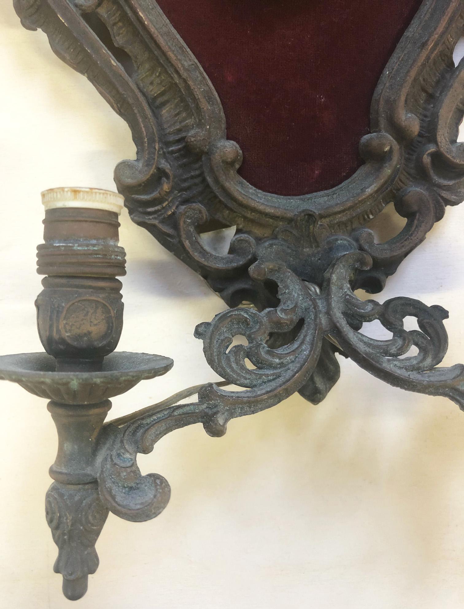 Two-Light Sconces Bronze from the 20th Century Italy Tuscany For Sale 6
