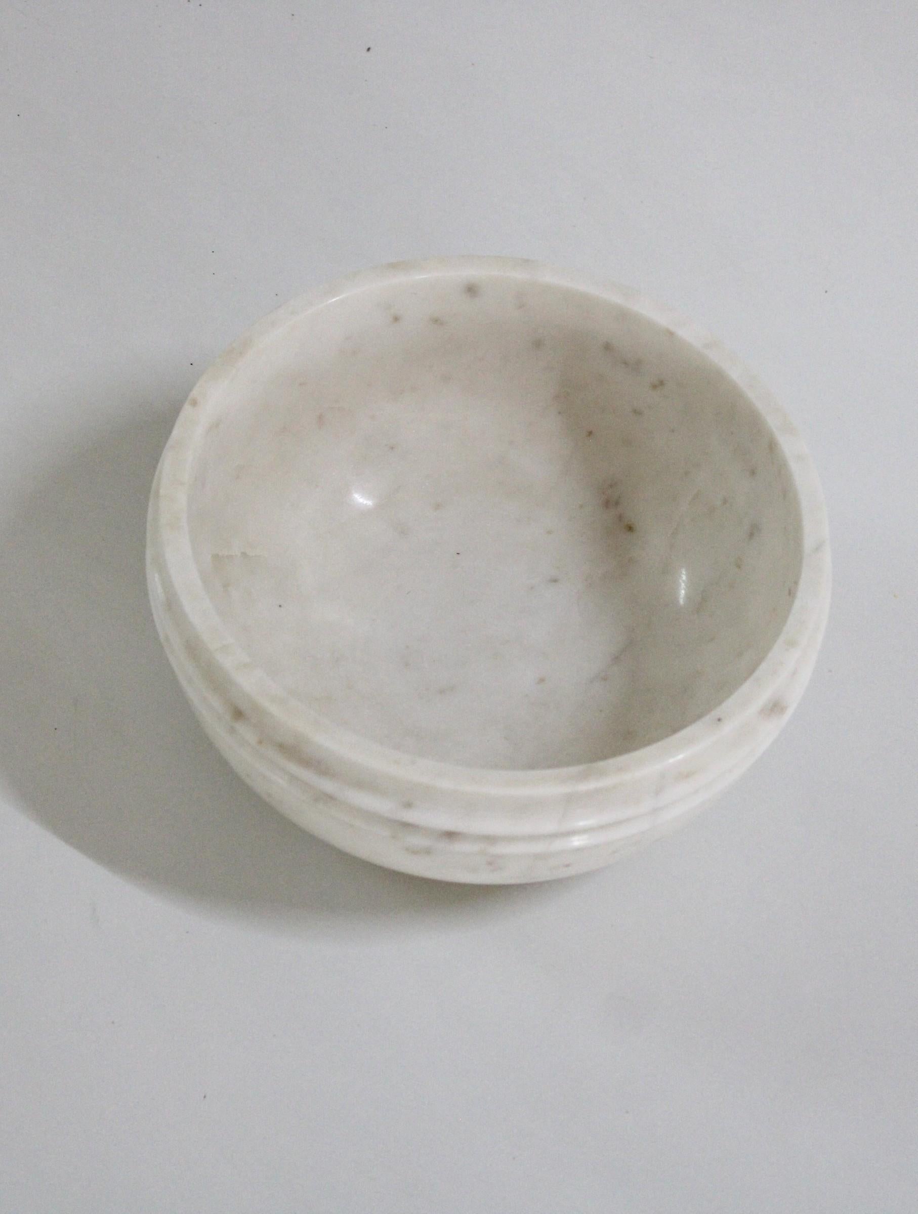 Indian Two Line Bowl in White Marble Handcrafted in India by Stephanie Odegard For Sale