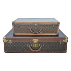 Zwei Louis Vuitton-Koffer