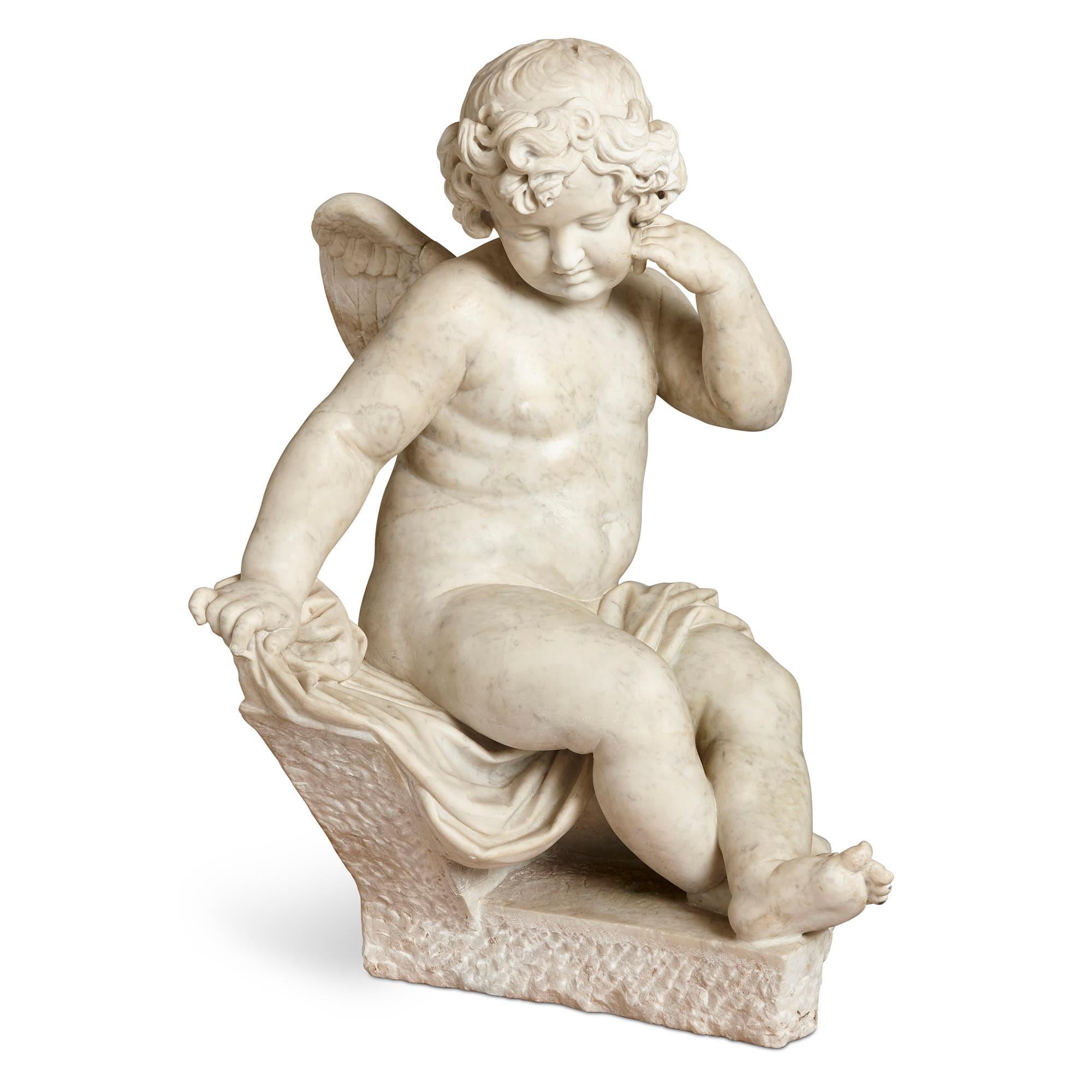 Due sculture in marmo di cherubini in stile rococò del periodo Luigi XV,
Francese, 18° secolo
Dimensioni: Altezza 90cm, larghezza 60cm, profondità 60cm

Scolpita in modo superbo in marmo bianco-grigio sottilmente venato, questa coppia di