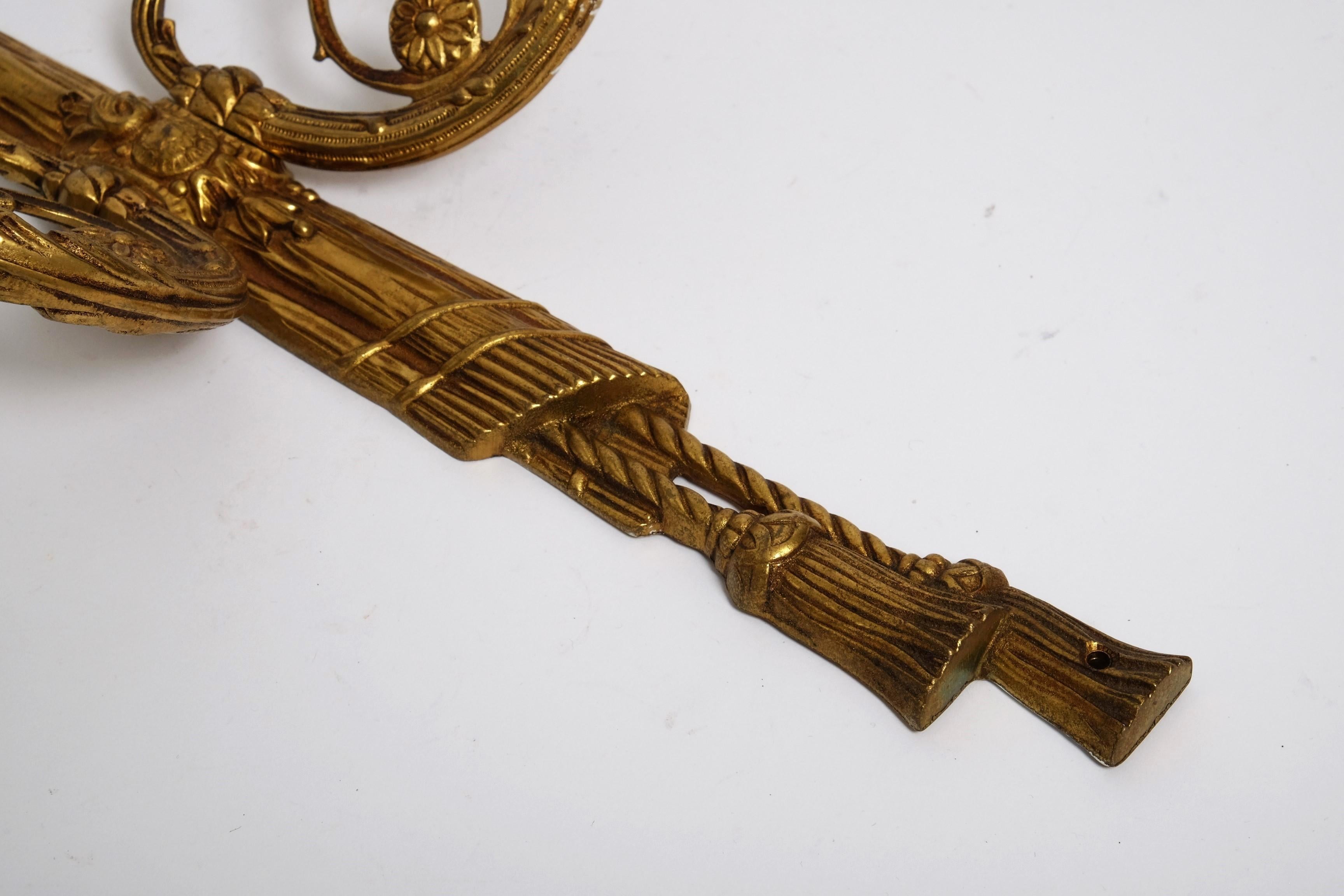Dos Lámparas de Arco y Borla Renacimiento Luis XVI Francia Años 50 en venta 11