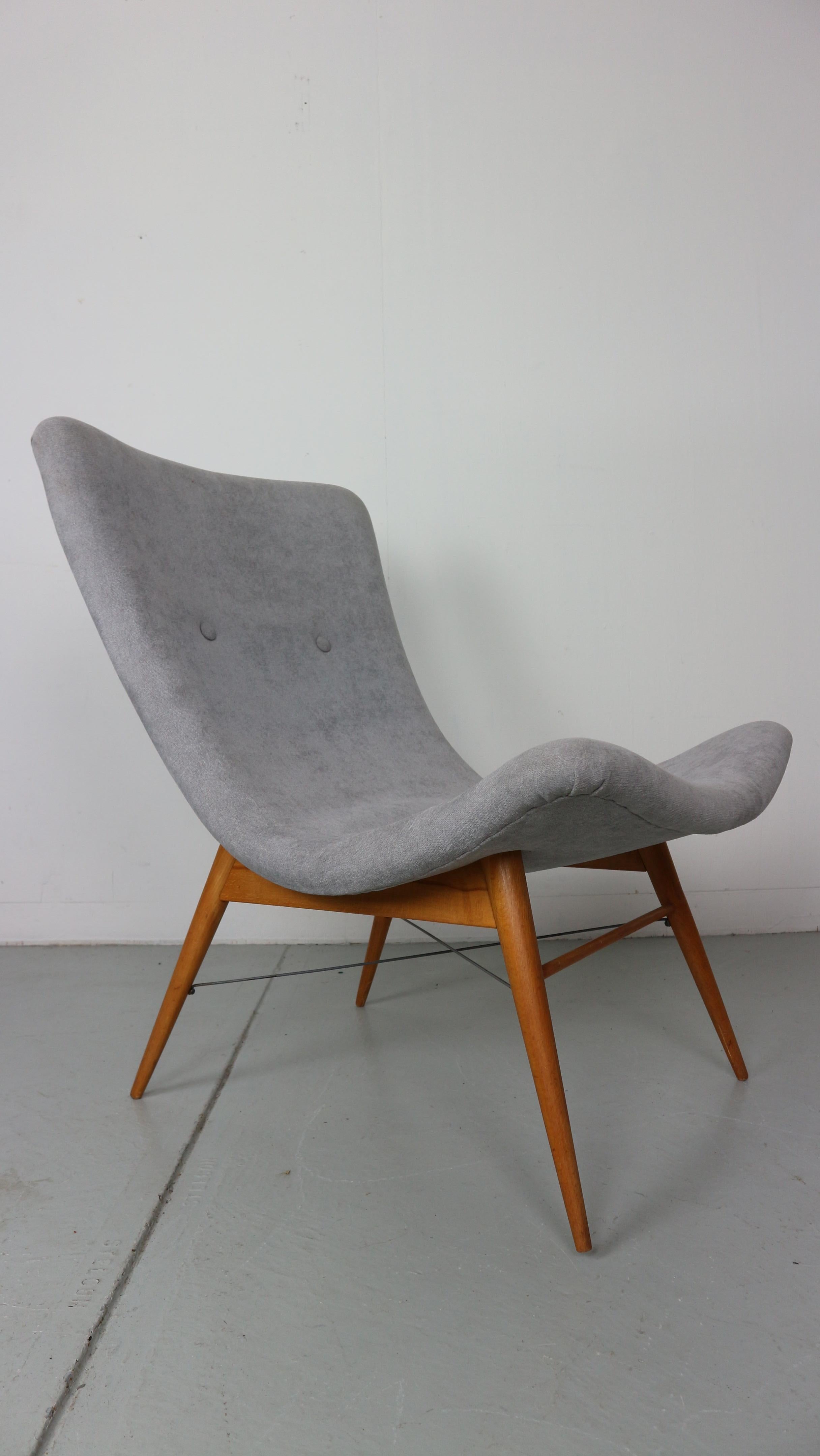 Two Lounge Chairs by Miroslav Navratil, Newly upholstered, 1959s For Sale 12