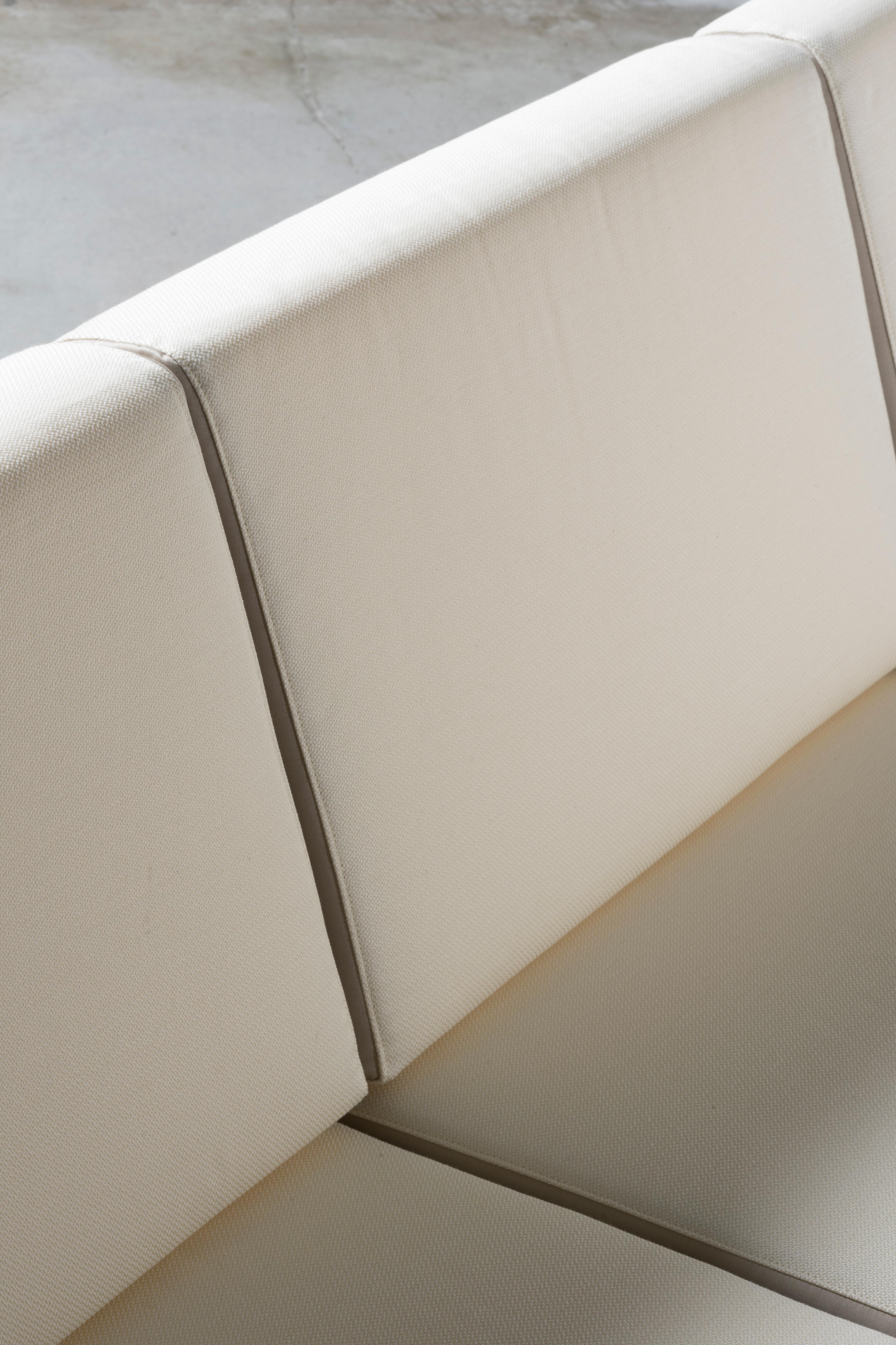 Mid-Century Modern Lounge Sofa Manufactured by Lyceu de Artes e Officios For Sale