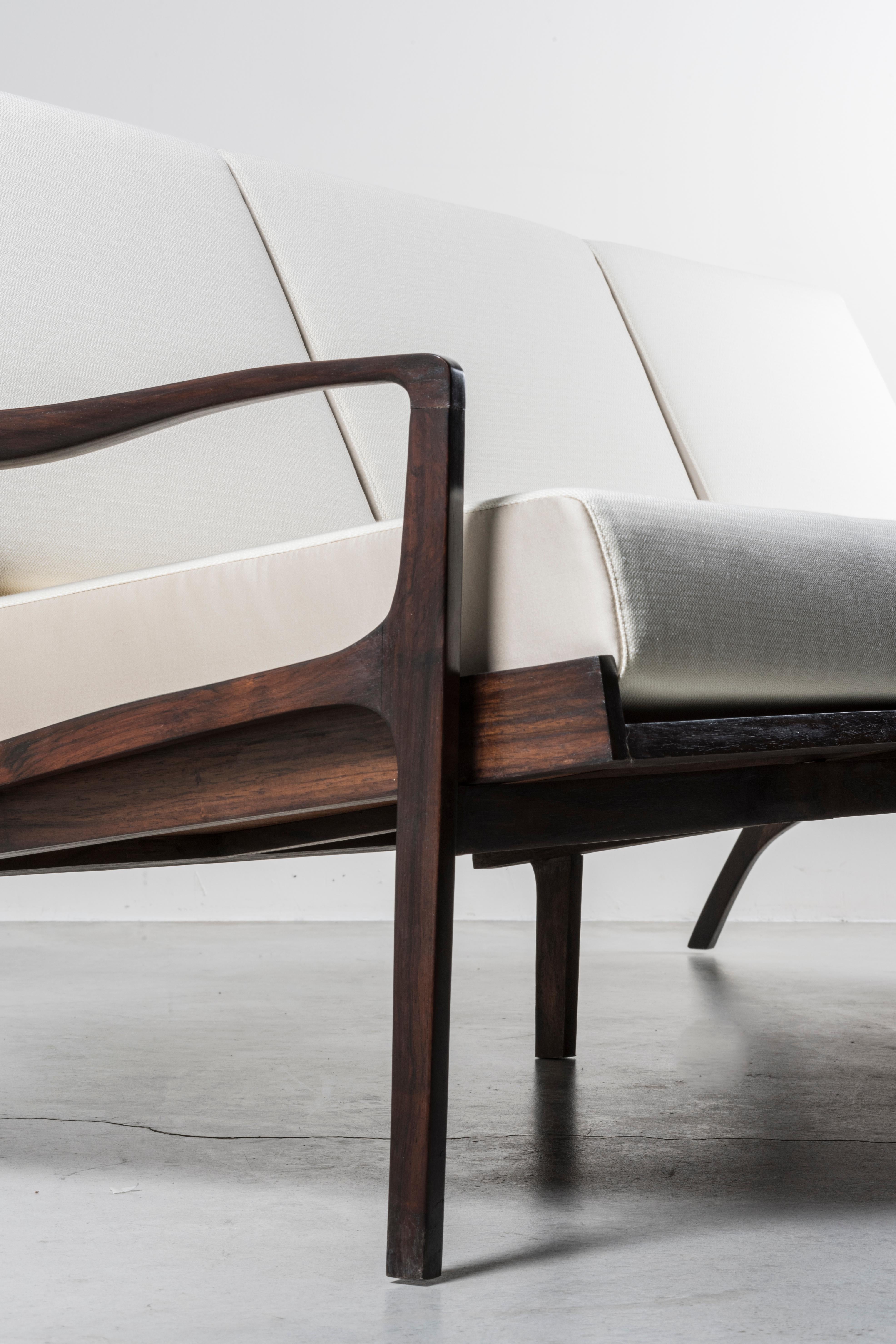 Mid-20th Century Lounge Sofa Manufactured by Lyceu de Artes e Officios For Sale
