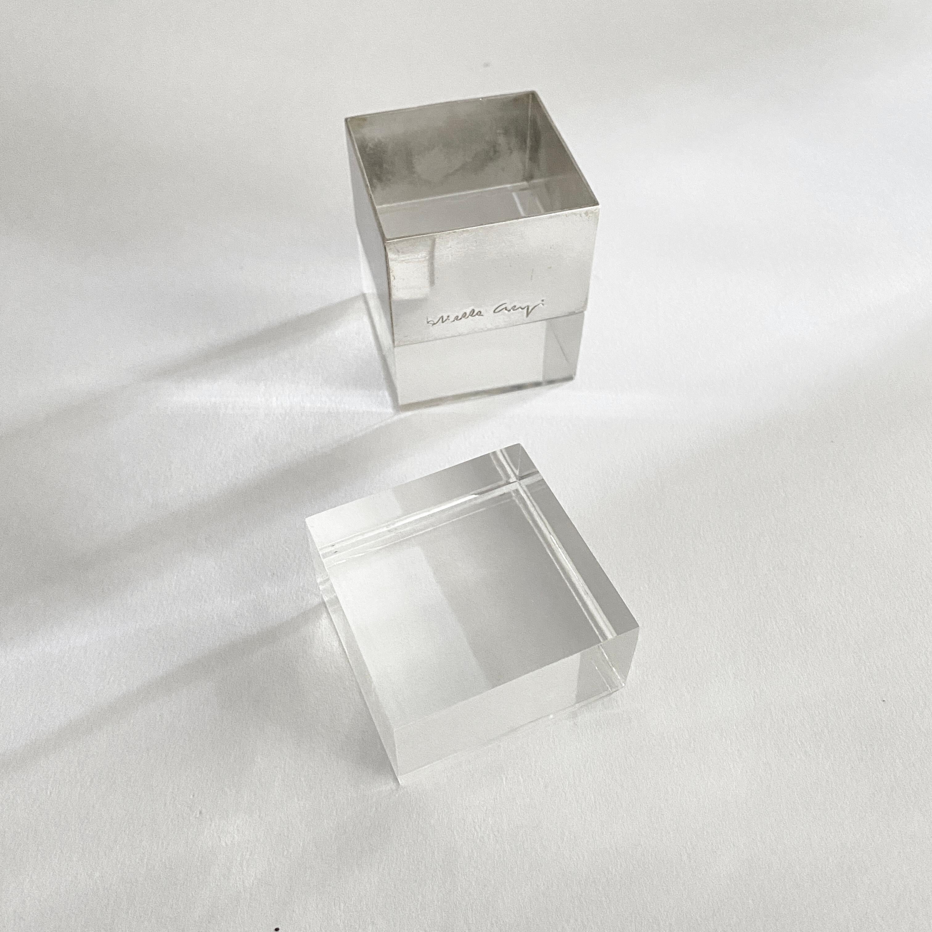 Zwei versilberte Schachteln aus Lucite und Silber, entworfen von Gabriella Crespi im Angebot 1