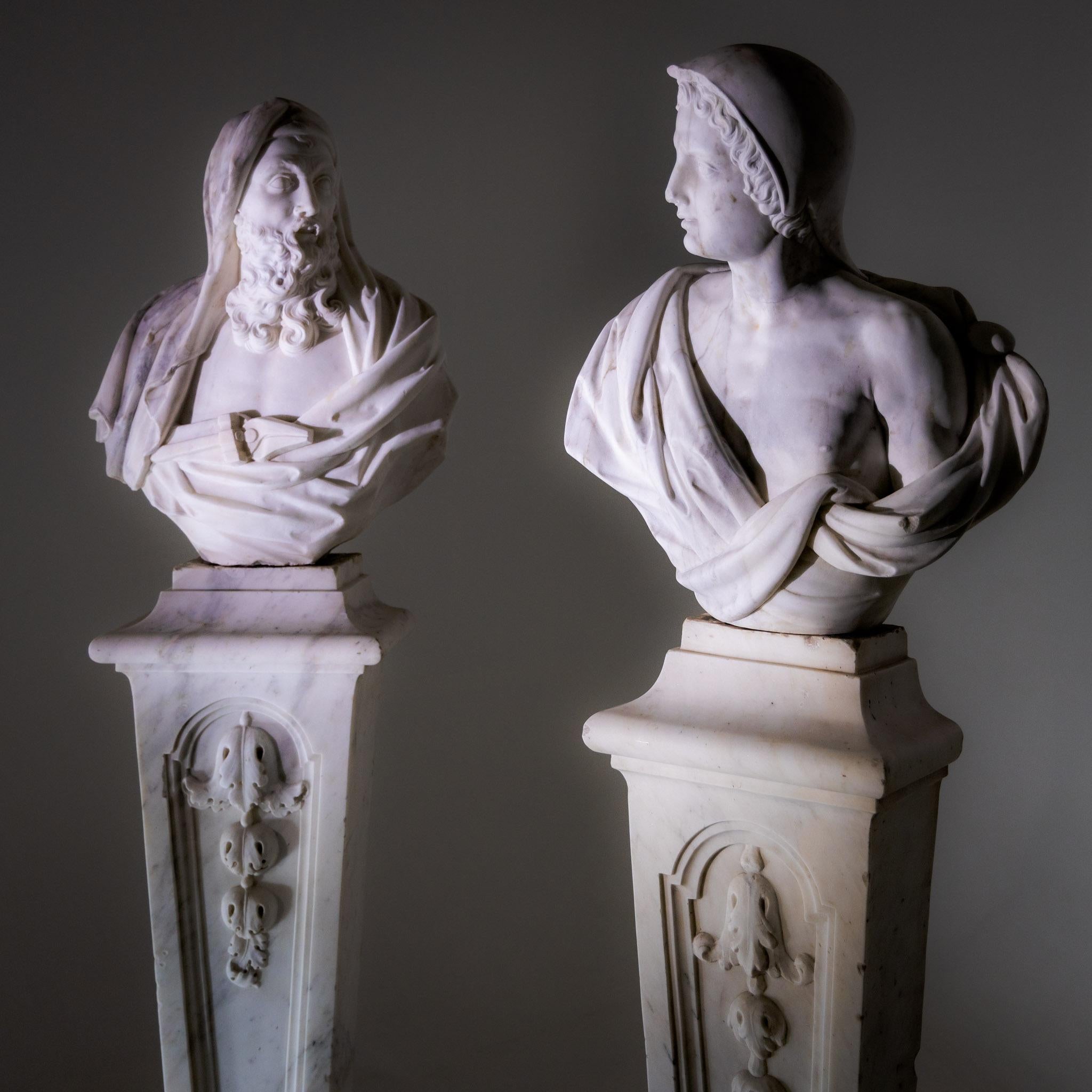 Deux bustes en marbre, 18ème siècle en vente 9
