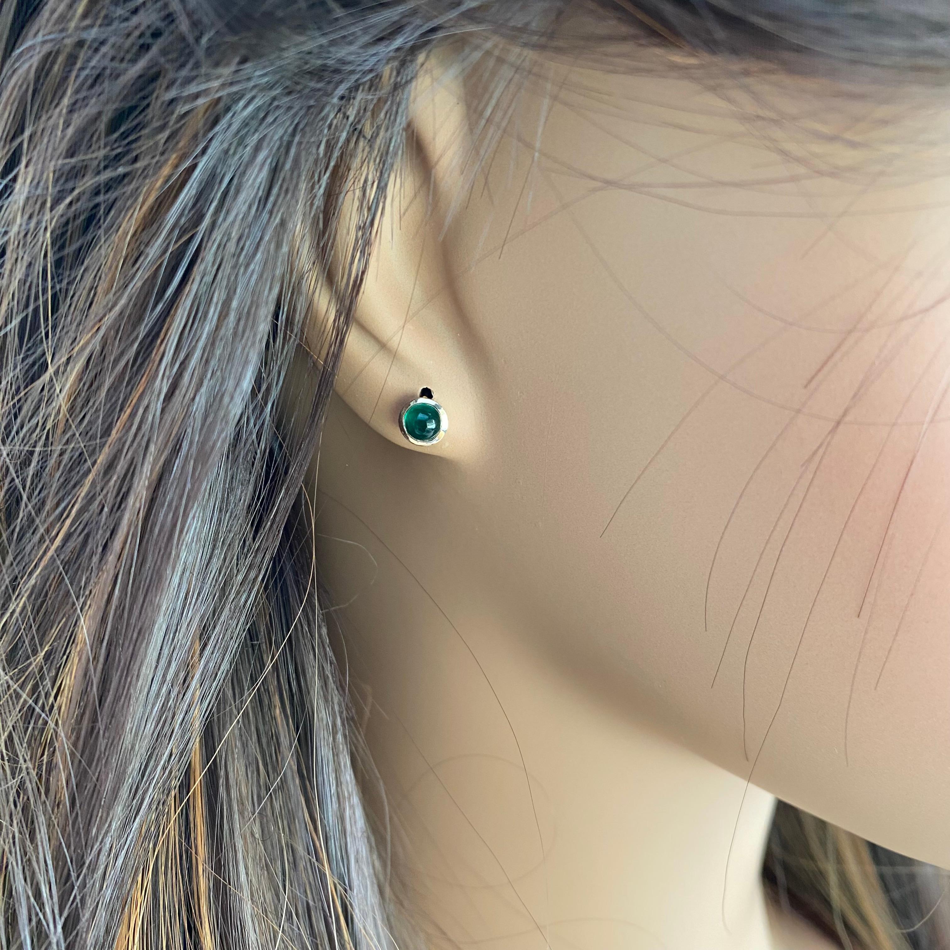 Two Matched Cabochon Emeralds Bezel Set Yellow Gold Stud Earrings 4