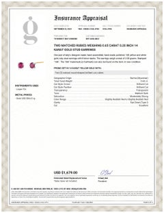 Due rubini abbinati del peso di 0,65 carati 0,20 pollici Orecchini con perno in oro 14 carati