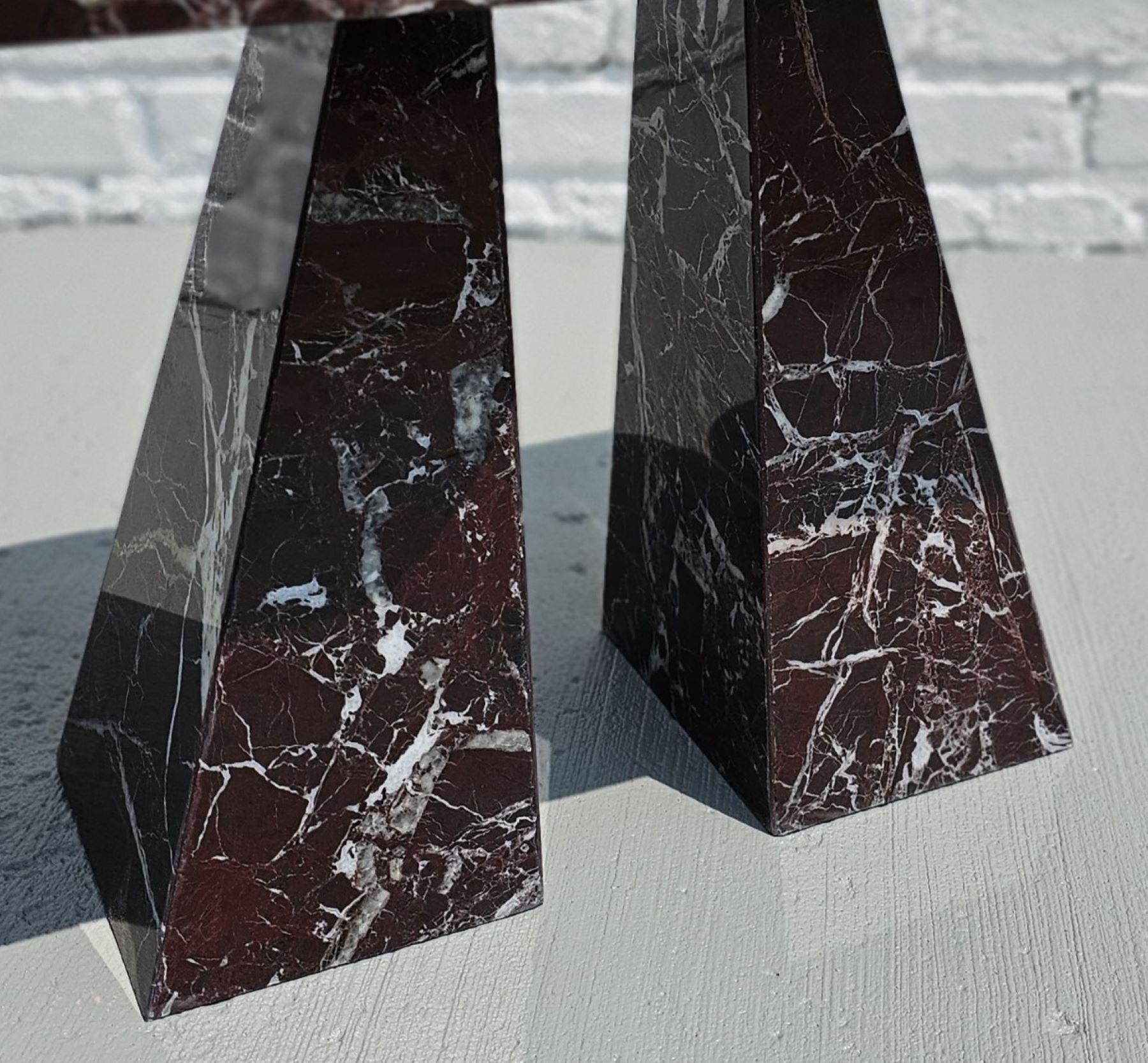 Two Matching Modern Marble End Tables In New Condition For Sale In Chicago, IL