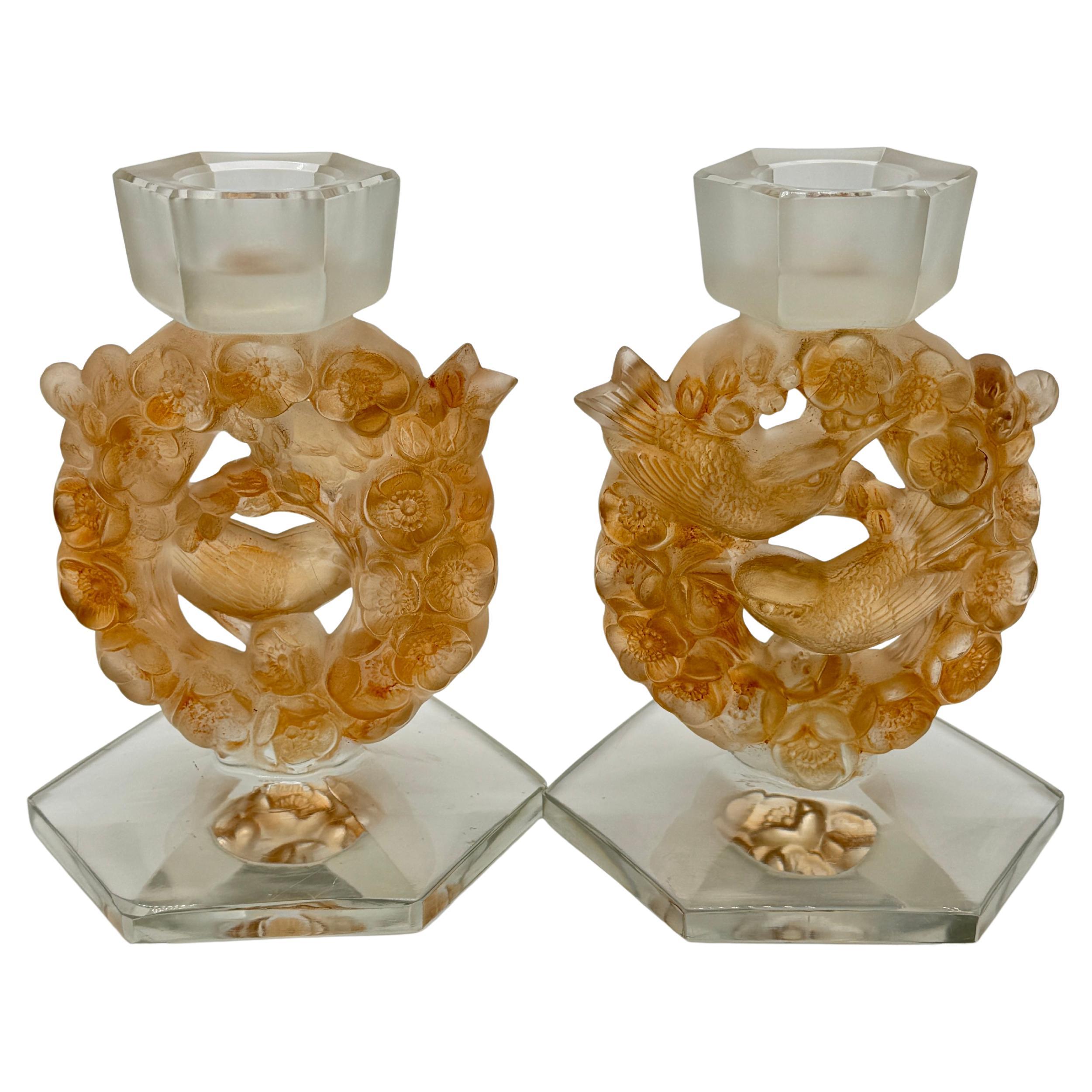 Zwei Mésanges Art Déco R.Lalique Glas-Kerzenleuchter im Angebot