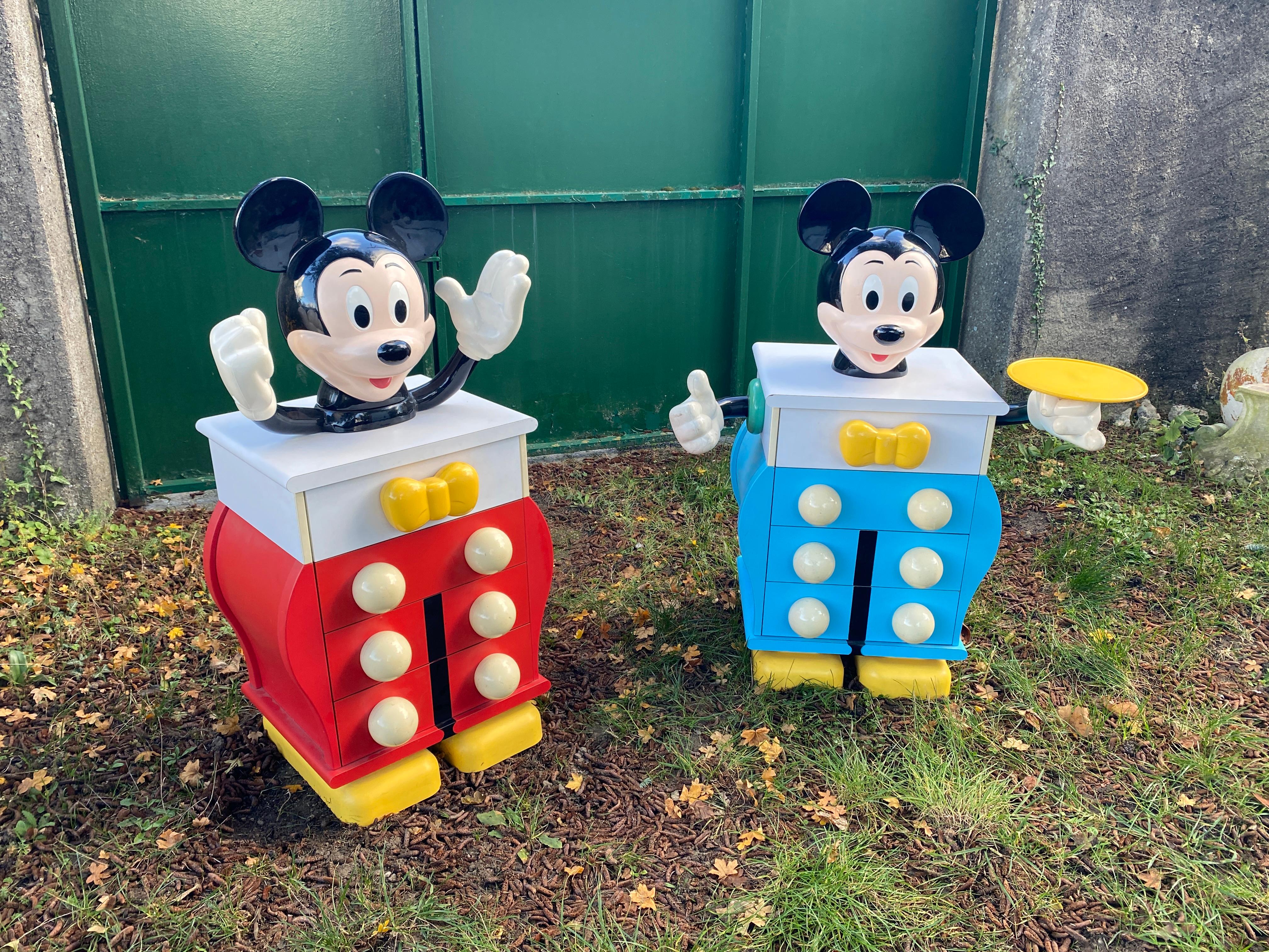 Deux  Commode Mickey Mouse de Pierre Colleu pour Disney par Starform en vente 9