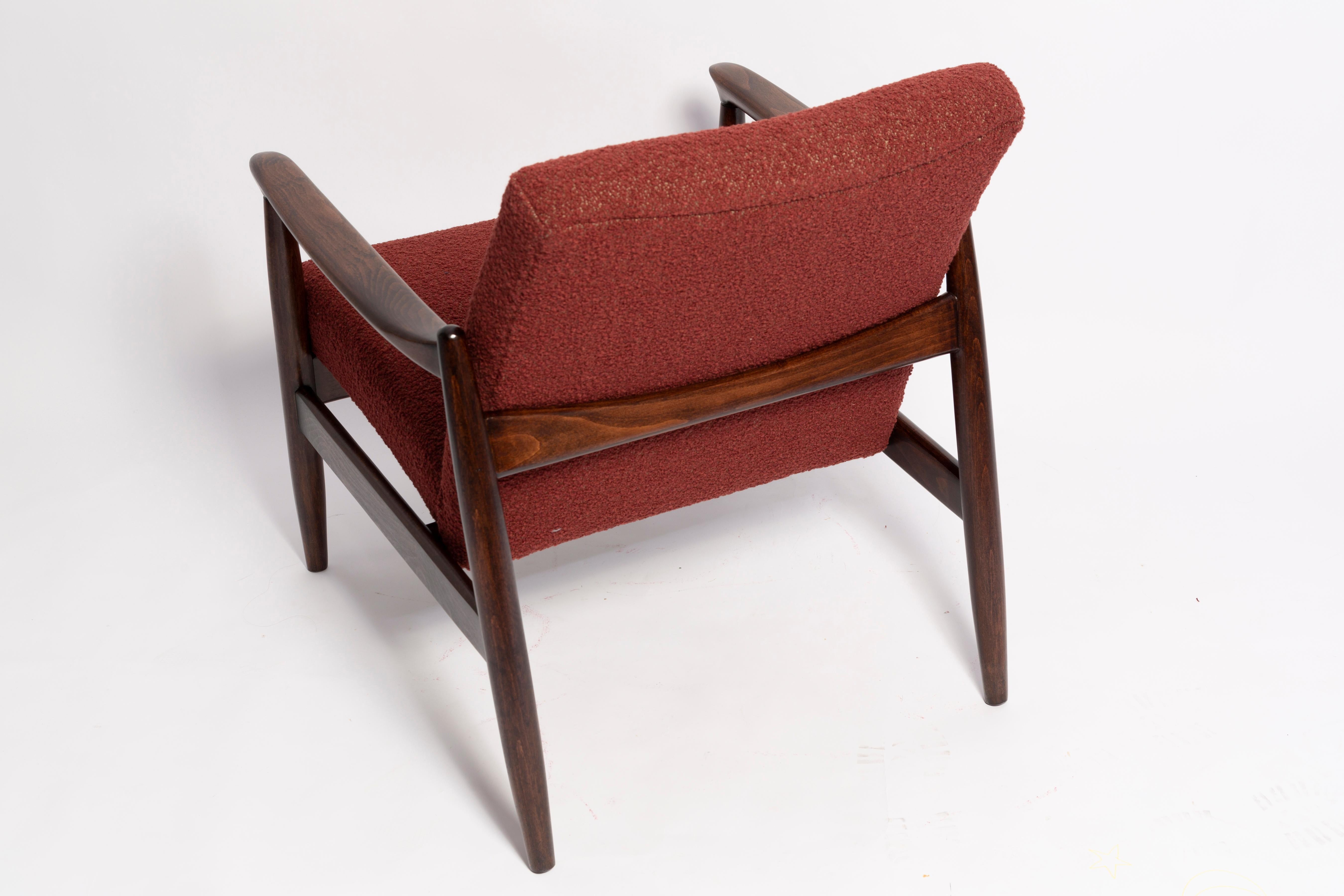 Two Mid Century Burgundy Boucle GFM-64 Armchairs, Edmund Homa, Europe, 1960s For Sale 2