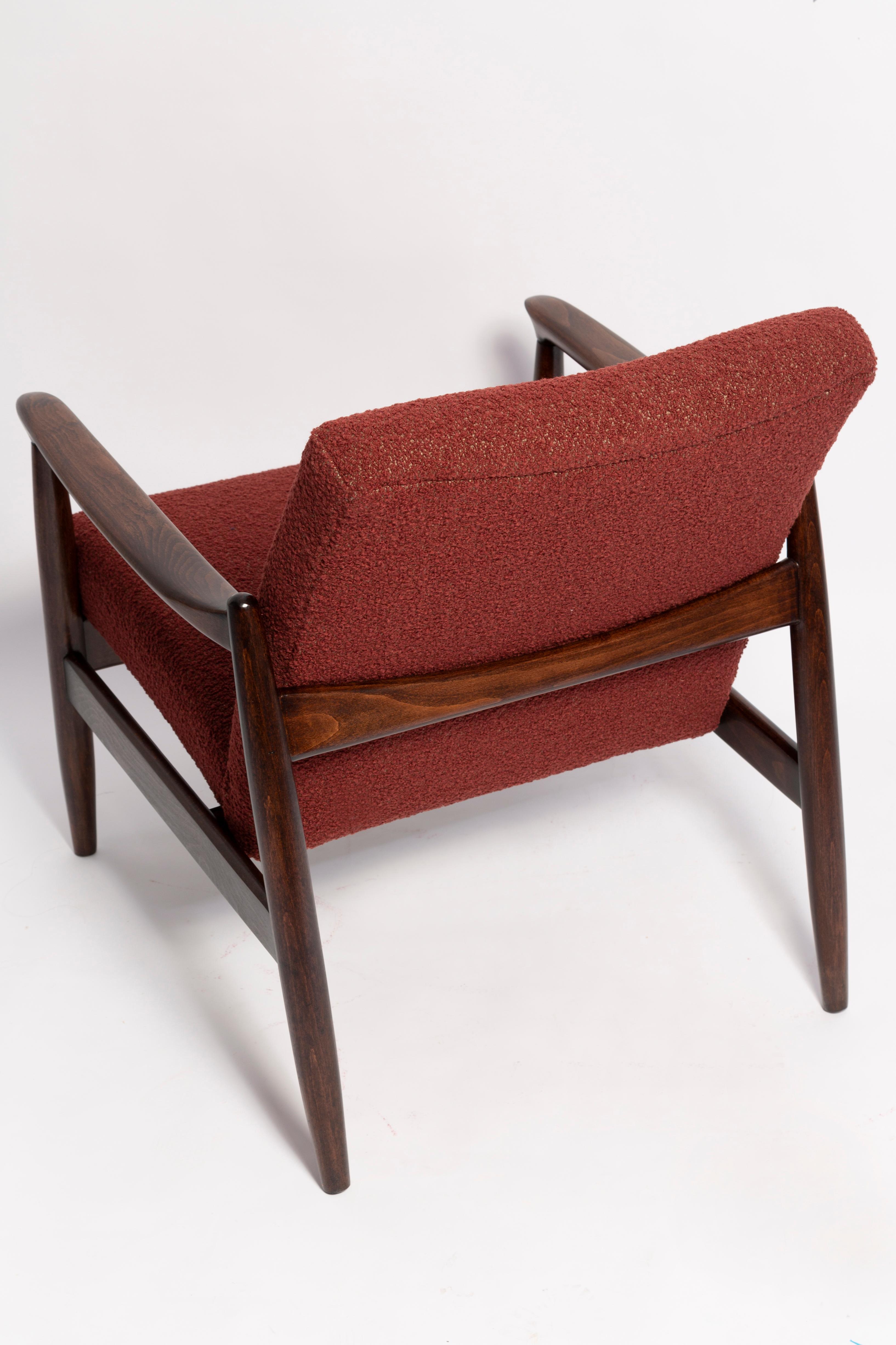 Two Mid Century Burgundy Boucle GFM-64 Armchairs, Edmund Homa, Europe, 1960s For Sale 3