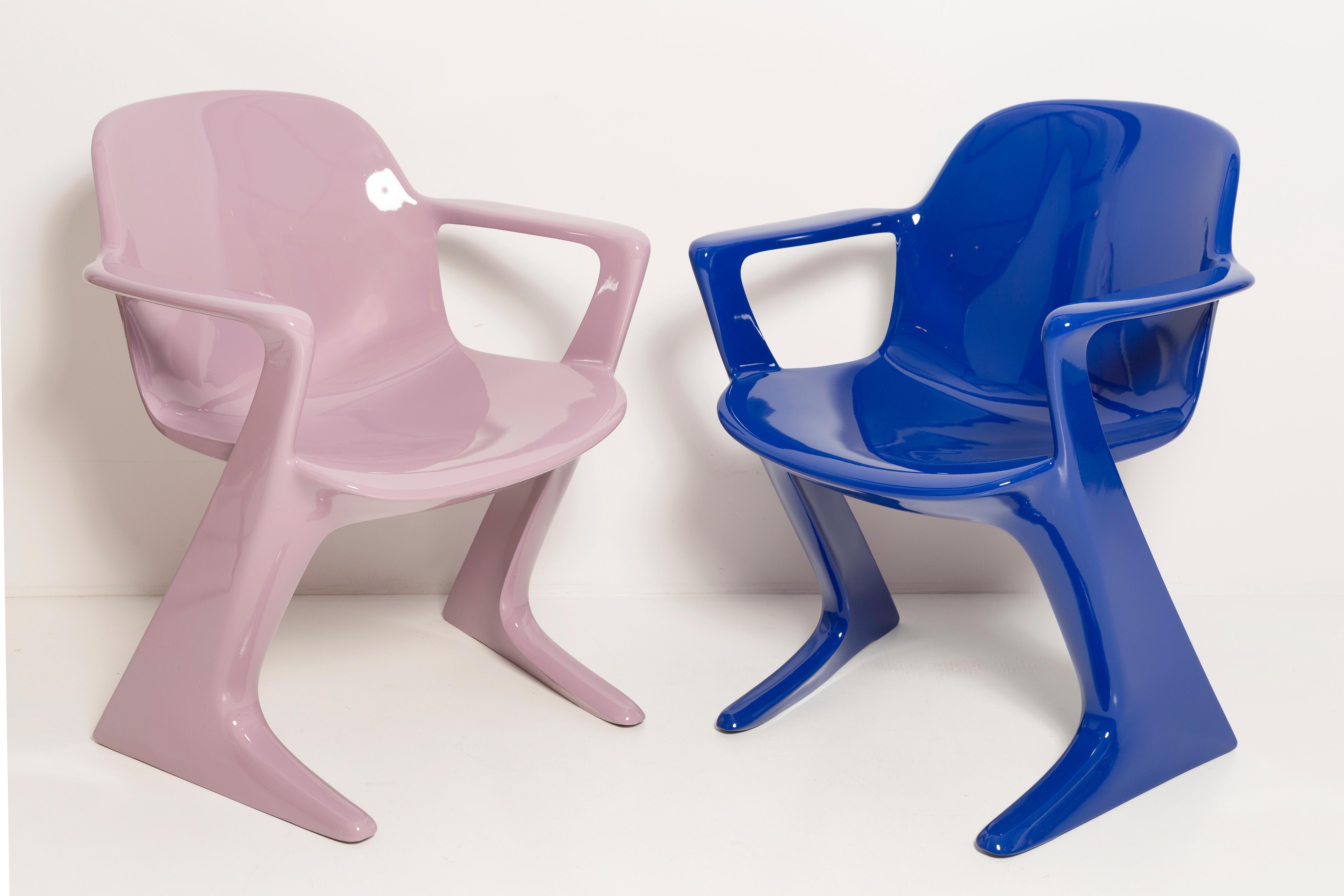 Two Mid-Century Lavender and Blue Kangaroo Chairs Ernst Moeckl, Germany, 1968 In Excellent Condition For Sale In 05-080 Hornowek, PL