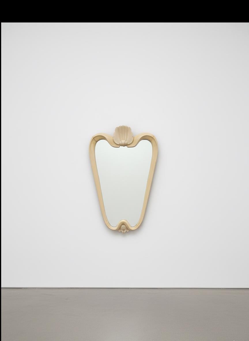 Mid-Century moderno Due specchi di metà secolo, stile Paolo Buffa,  Italia, anni '50 in vendita