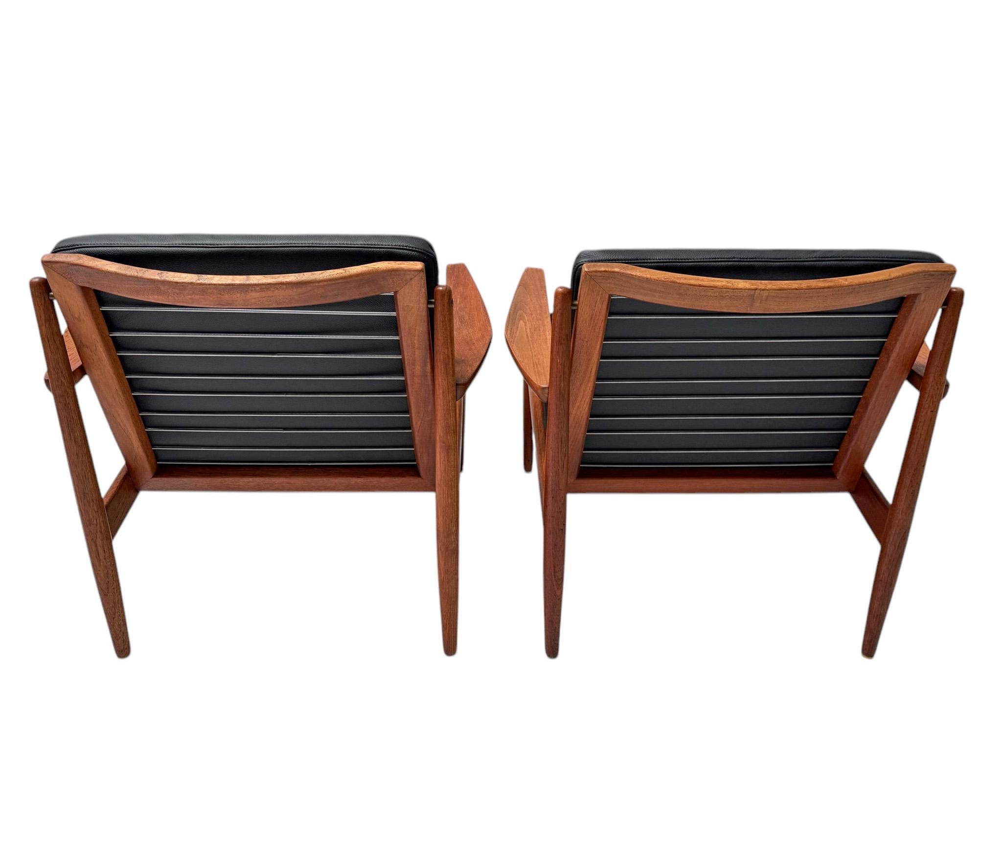 Zwei moderne Loungesessel aus der Mitte des Jahrhunderts von Arne Vodder für Glostrup, 1950er Jahre (Moderne der Mitte des Jahrhunderts) im Angebot