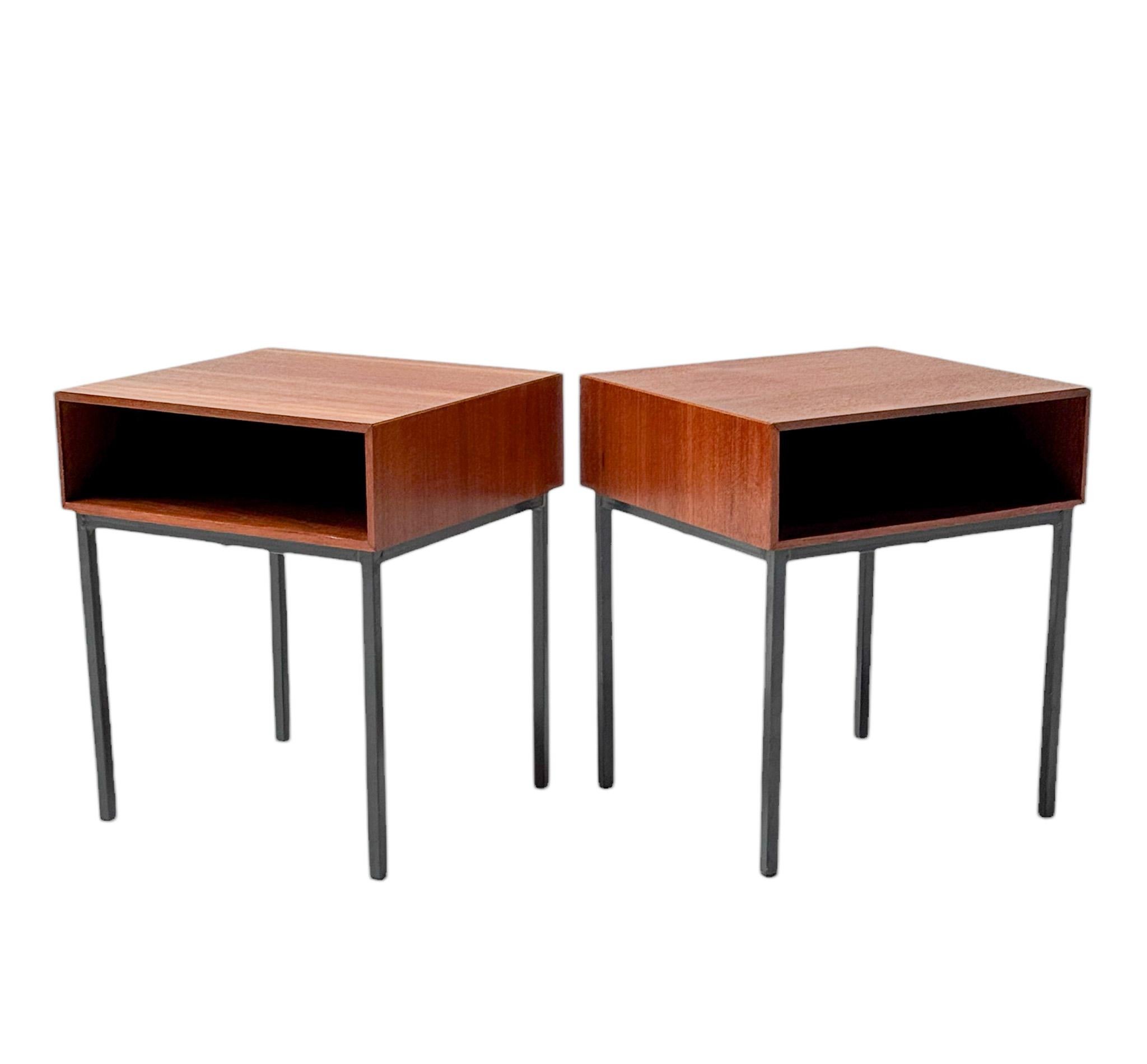 Two Mid-Century Modern Nightstands or Bedside Tables, 1960s In Good Condition In Amsterdam, NL