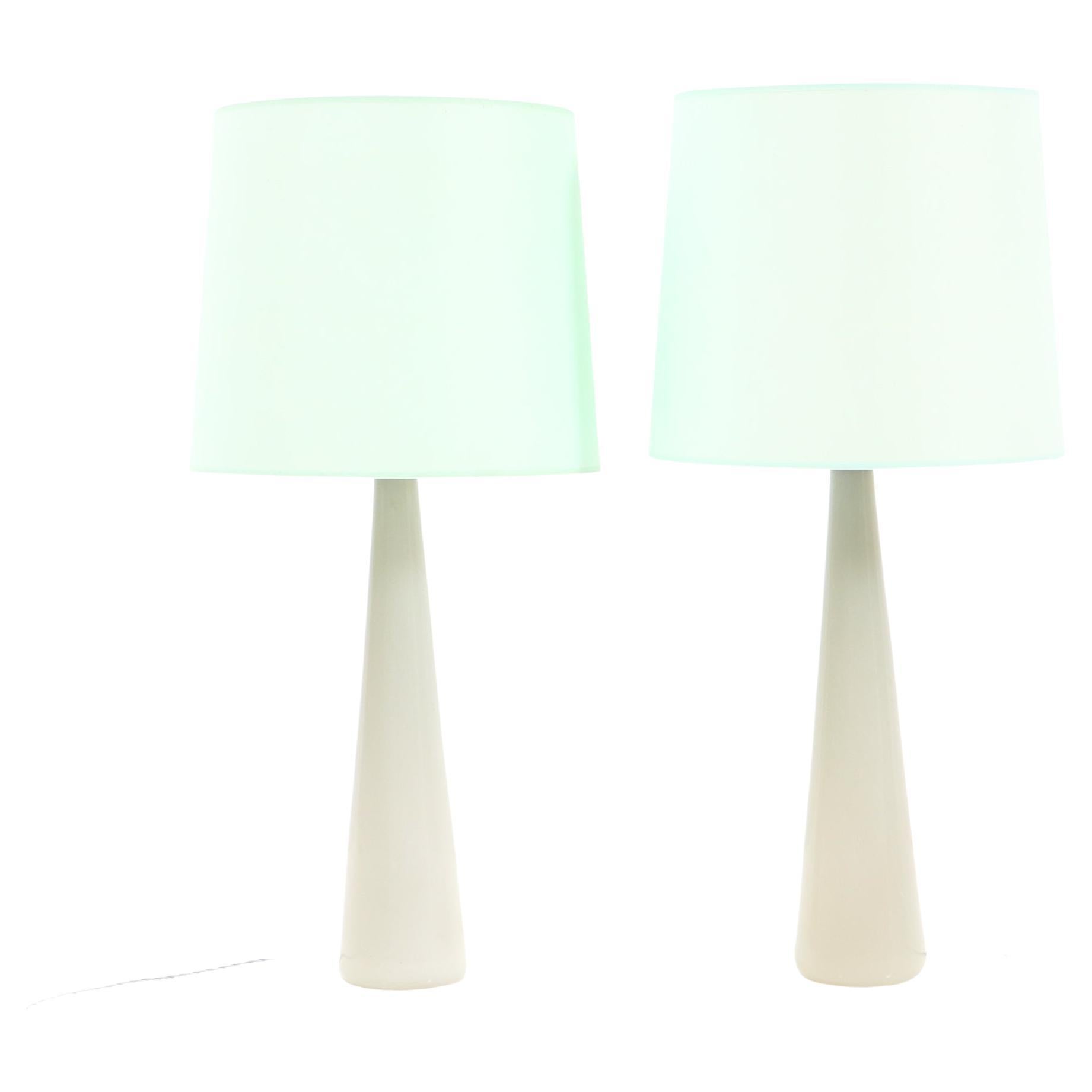 Two Mid-Century Modern Opaline Table Lamps by Archimede Seguso Murano, 1970s For Sale