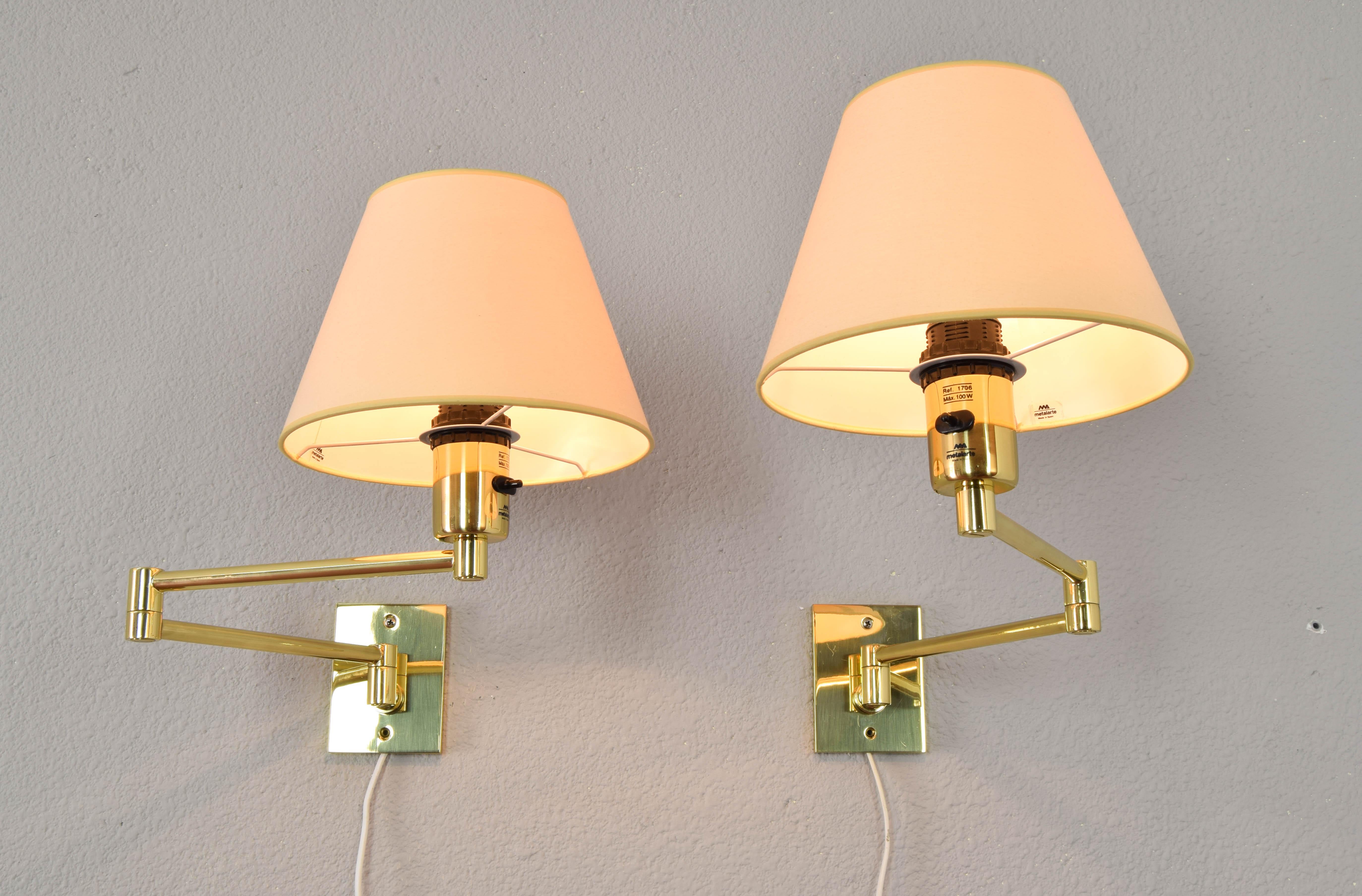 Two Mid-Century Modern Swing Arm Brass Sconces by George W Hansen for Metalarte In Good Condition In Escalona, Toledo
