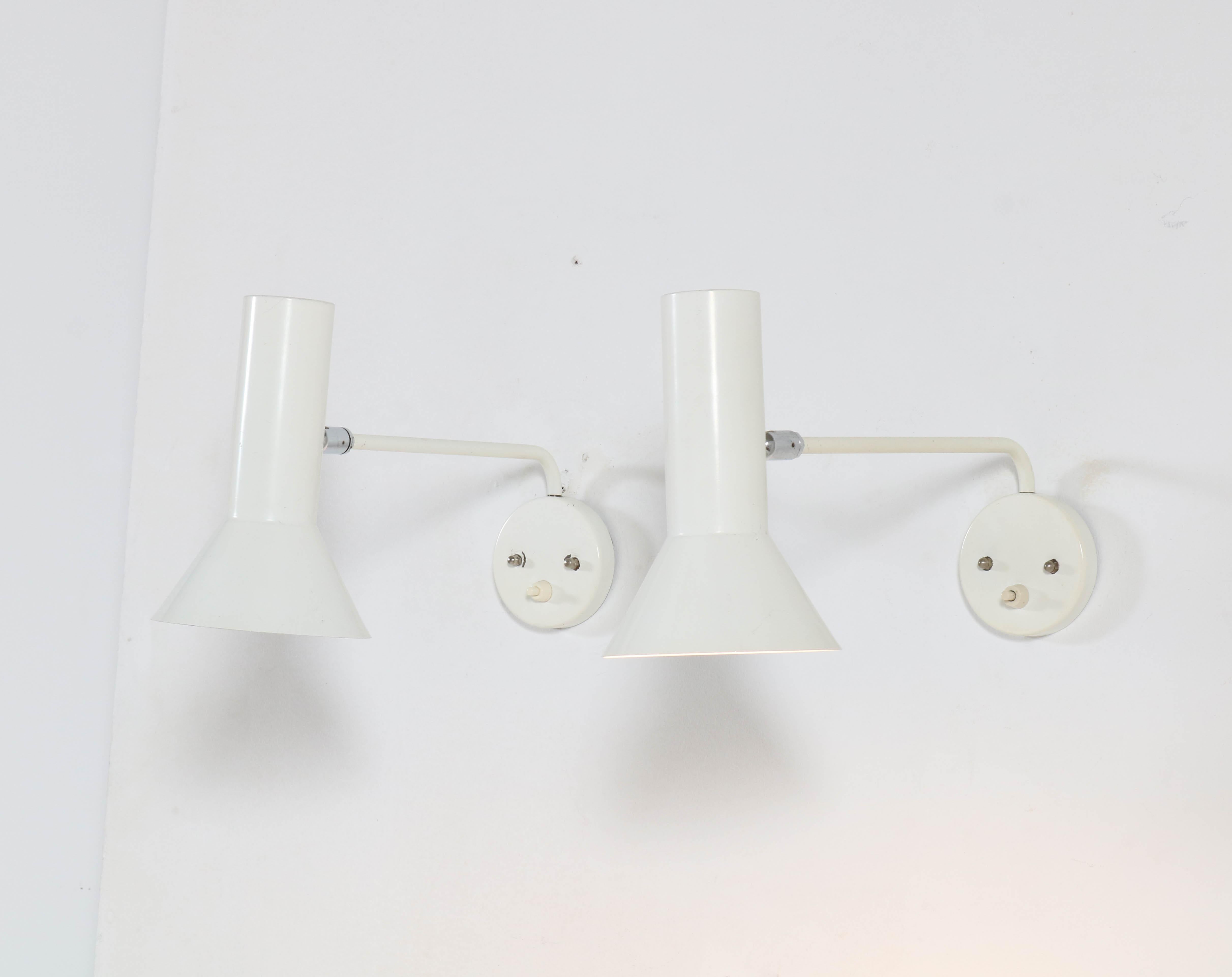 Mid-20th Century Two Mid-Century Modern Wall Lights or Sconces by RAAK, Amsterdam, 1960s