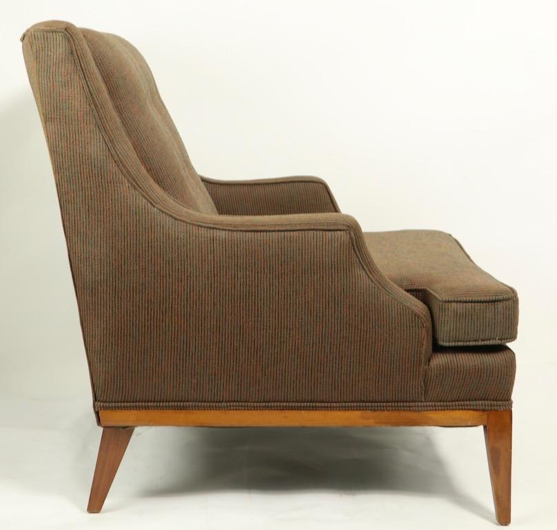 Deux chaises de salon Mr. & Mrs. Club du milieu du siècle attribuées à Gimson Slater en vente 6
