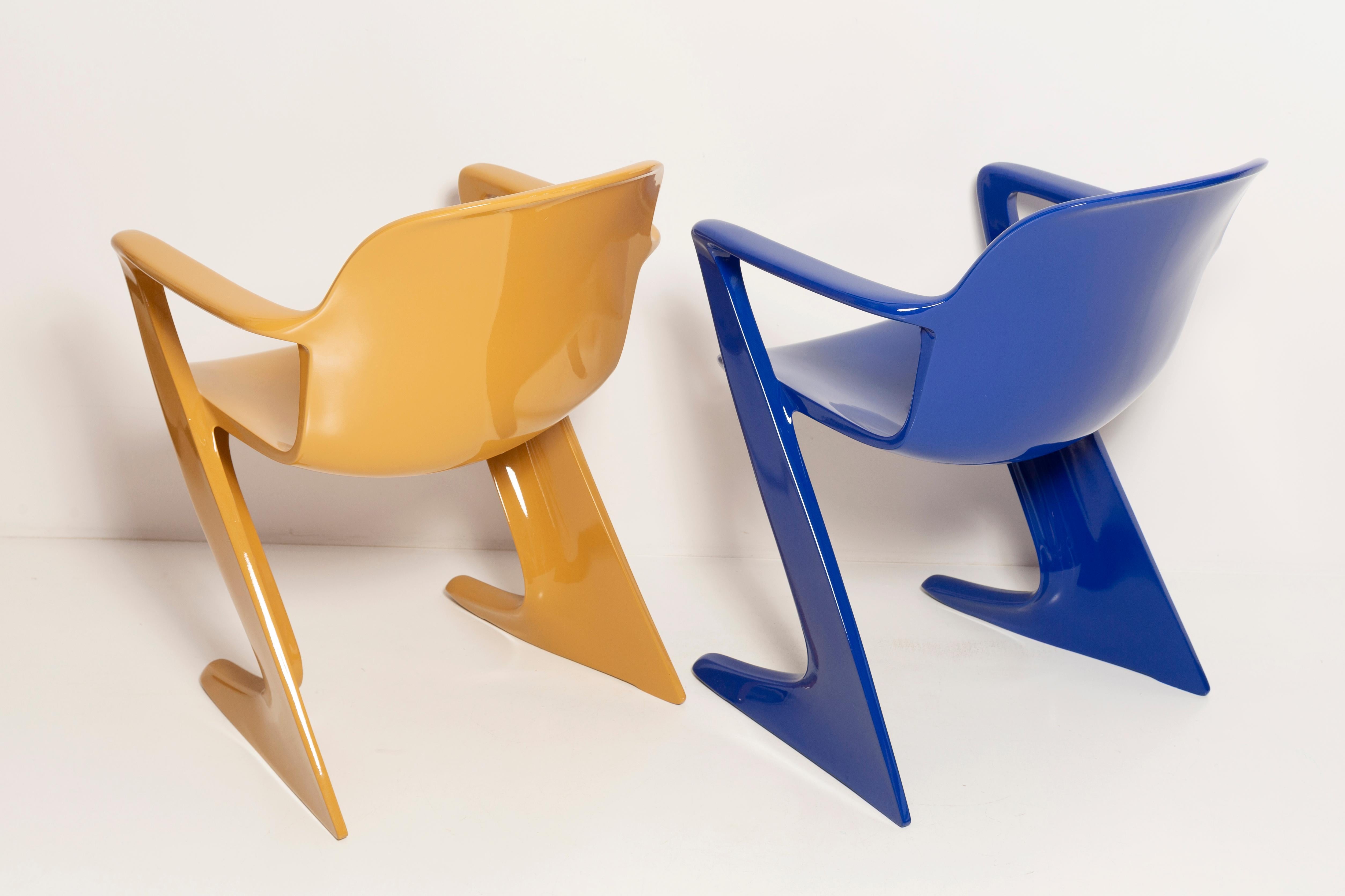 Two Mid-Century Mustard and Blue Kangaroo Chairs Ernst Moeckl, Germany, 1968 For Sale 2