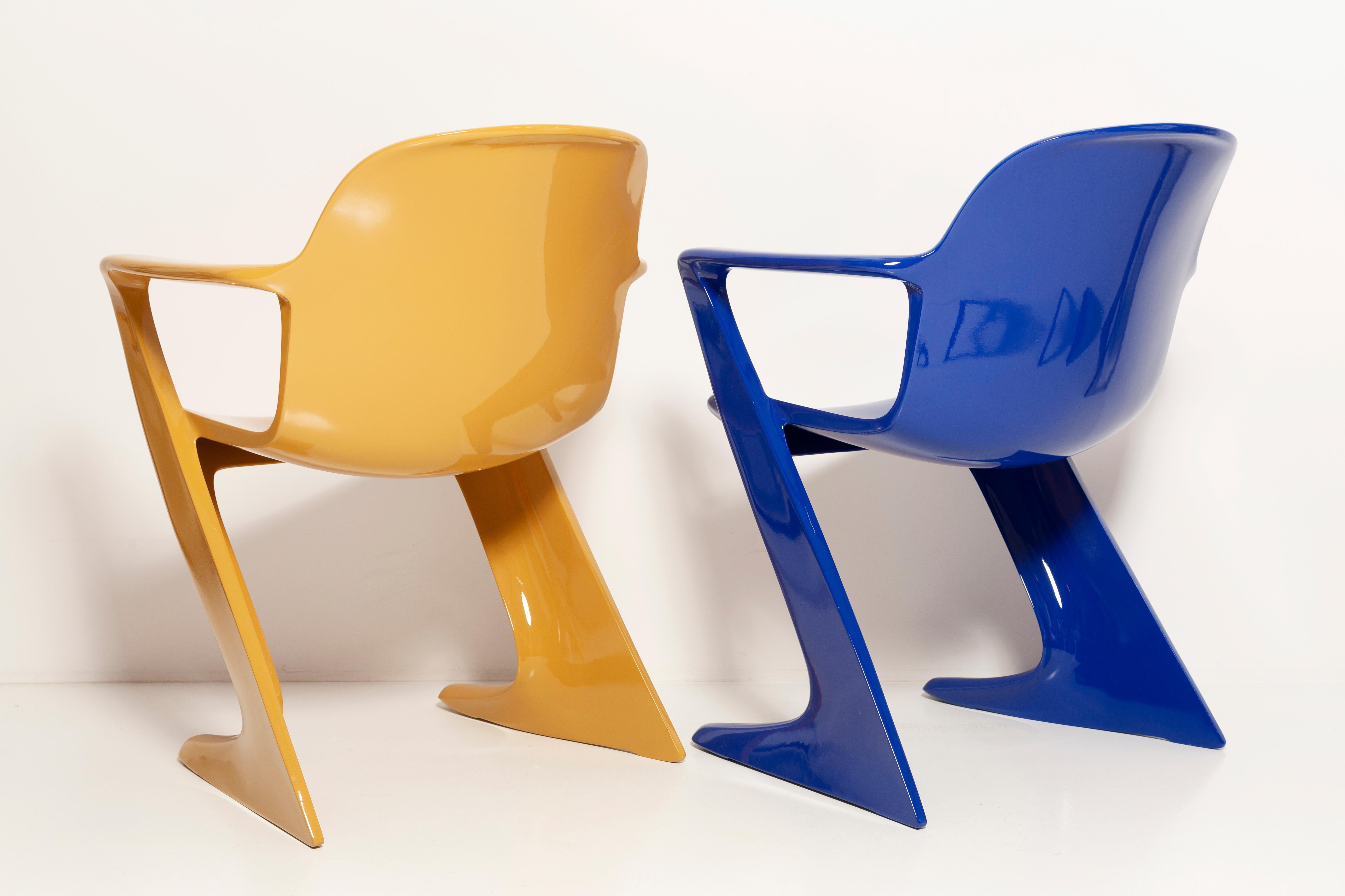 Two Mid-Century Mustard and Blue Kangaroo Chairs Ernst Moeckl, Germany, 1968 For Sale 3
