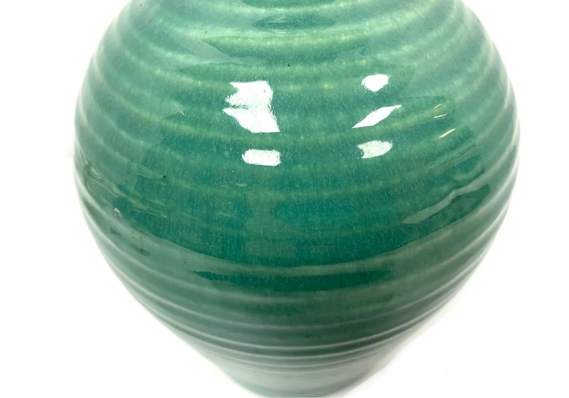 Dos lámparas de sobremesa de cerámica de mediados de siglo Moderno de mediados de siglo en venta