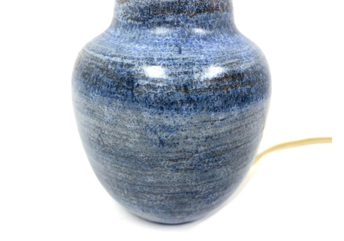 Dos lámparas de sobremesa de cerámica de mediados de siglo finales del siglo XX en venta