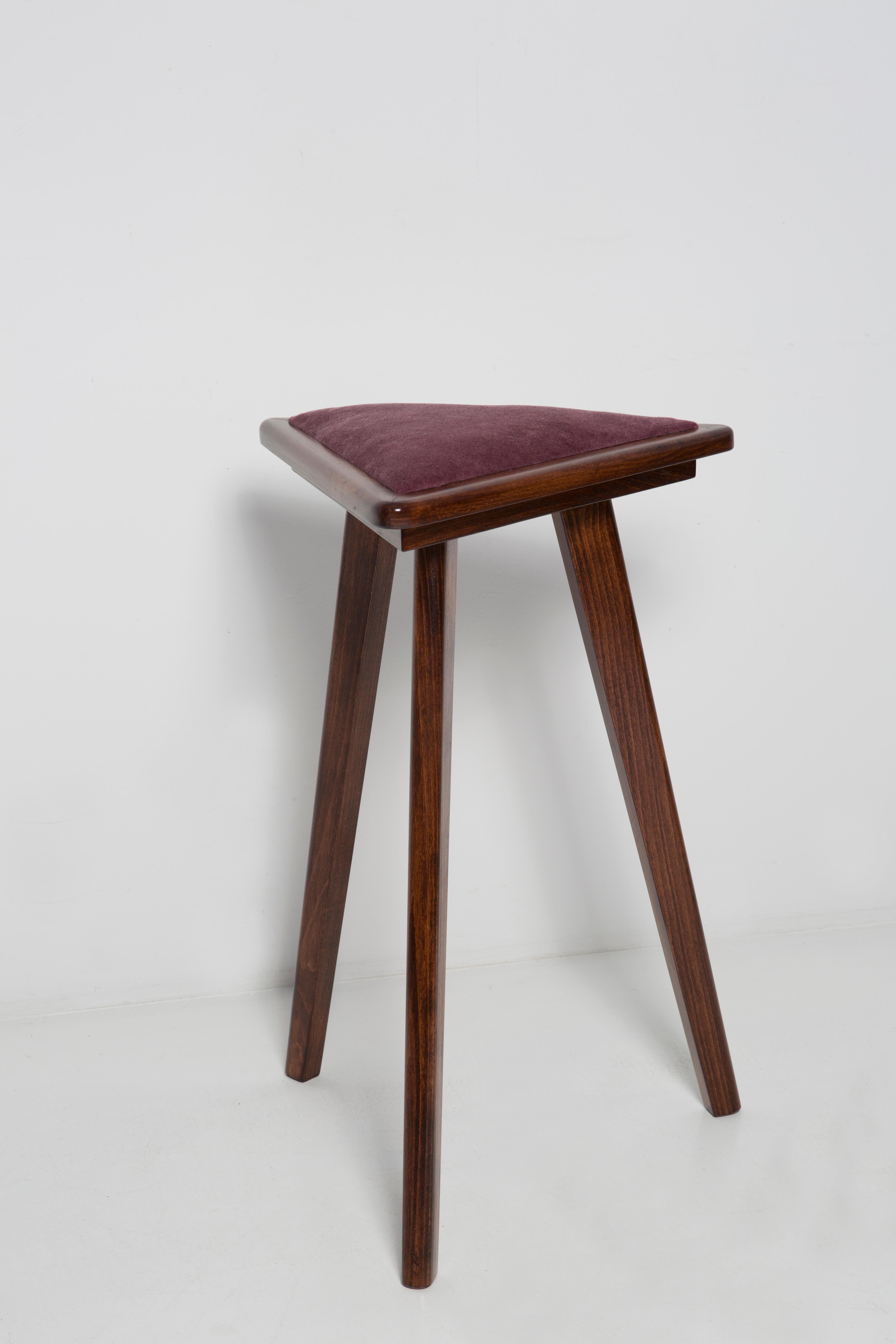 Hand-Crafted Two Mid-Century Style Burgundy Velvet Triangle Medium Stools, by Vintola, Poland For Sale