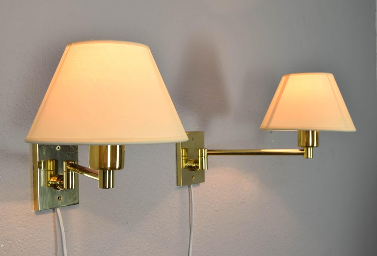 Two MidCentury Simple Swivel Arm Brass Sconce by George W. Hansen for Metalarte For Sale 1