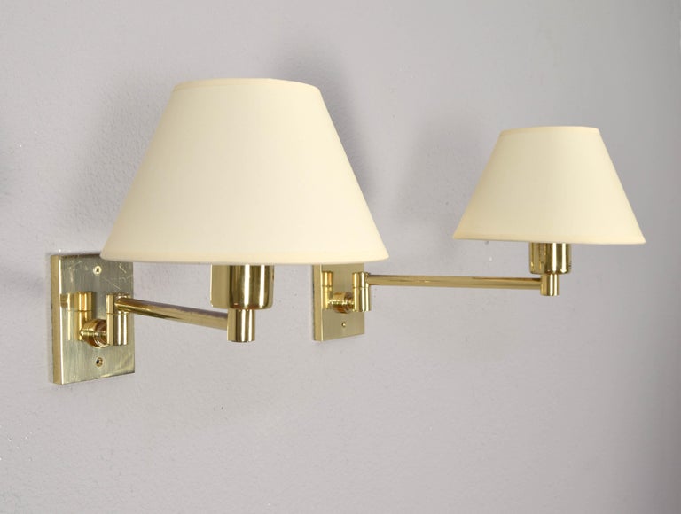 Two MidCentury Simple Swivel Arm Brass Sconce by George W. Hansen for Metalarte For Sale 4