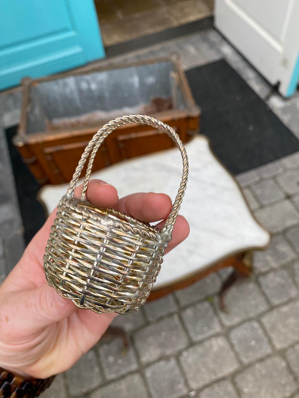 Two Miniature 20th Century Woven Silvered Baskets, Unmarked For Sale 5