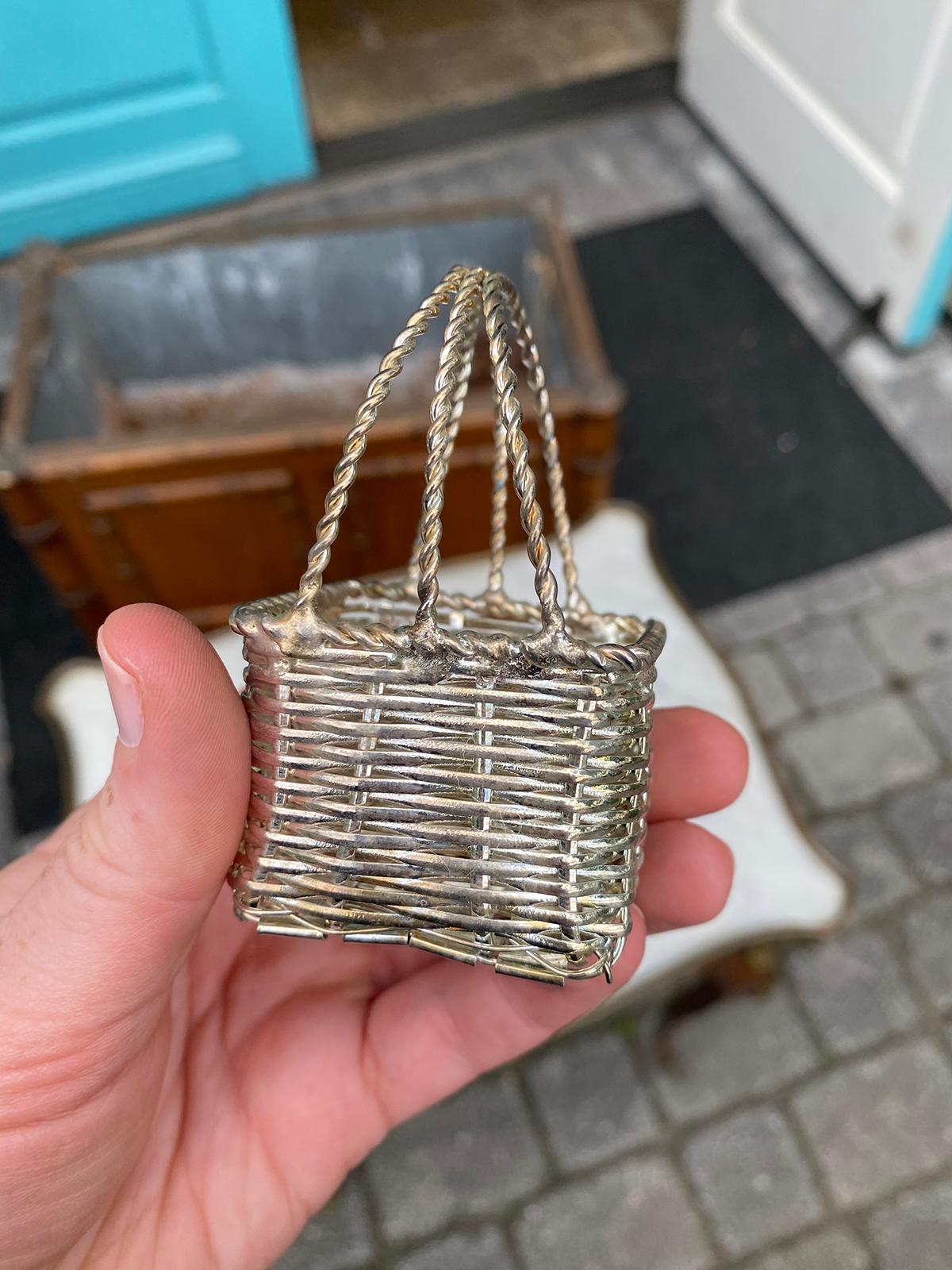 Two Miniature 20th Century Woven Silvered Baskets, Unmarked For Sale 6