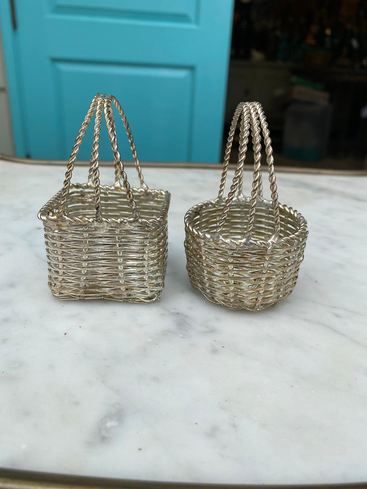 Two Miniature 20th Century Woven Silvered Baskets, Unmarked In Good Condition For Sale In Atlanta, GA