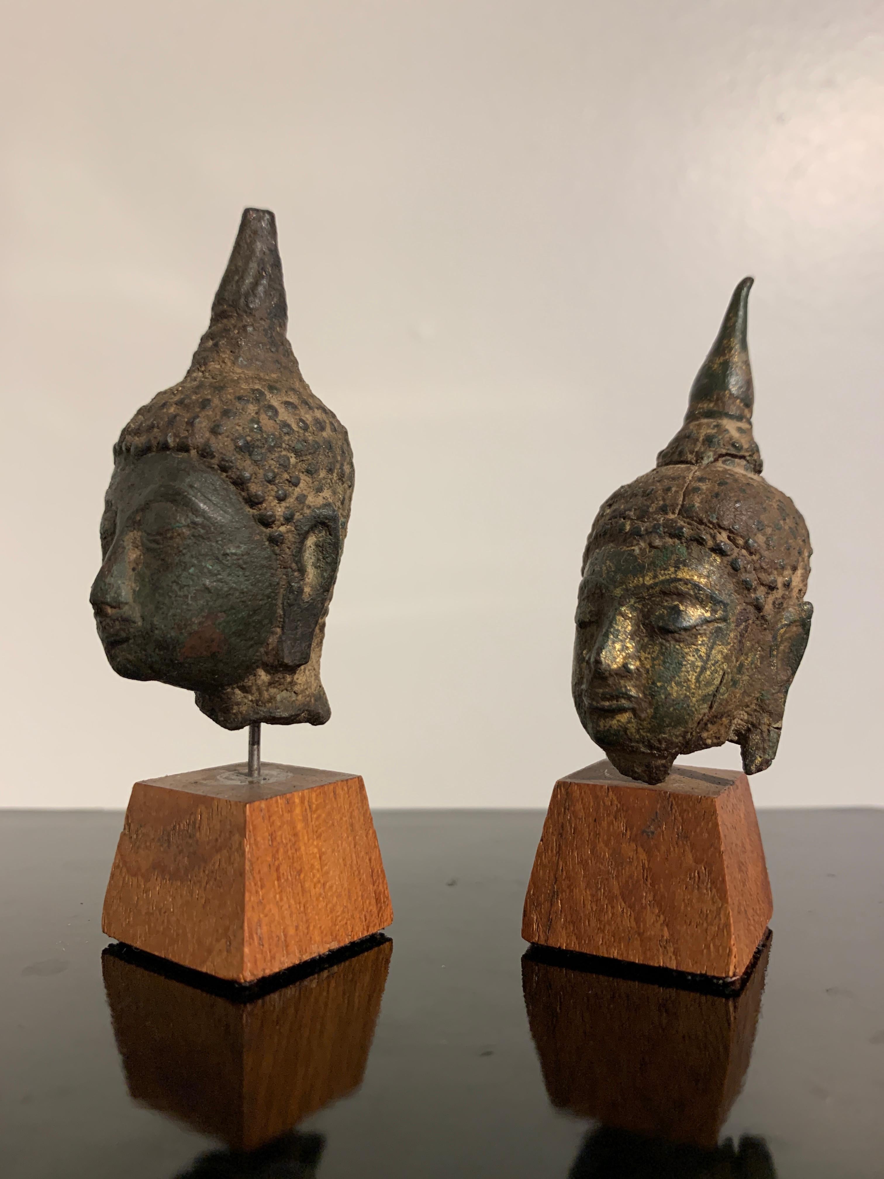 Two Miniature Thai Sukhothai Bronze Buddha Heads, 15th Century, Thailand 1